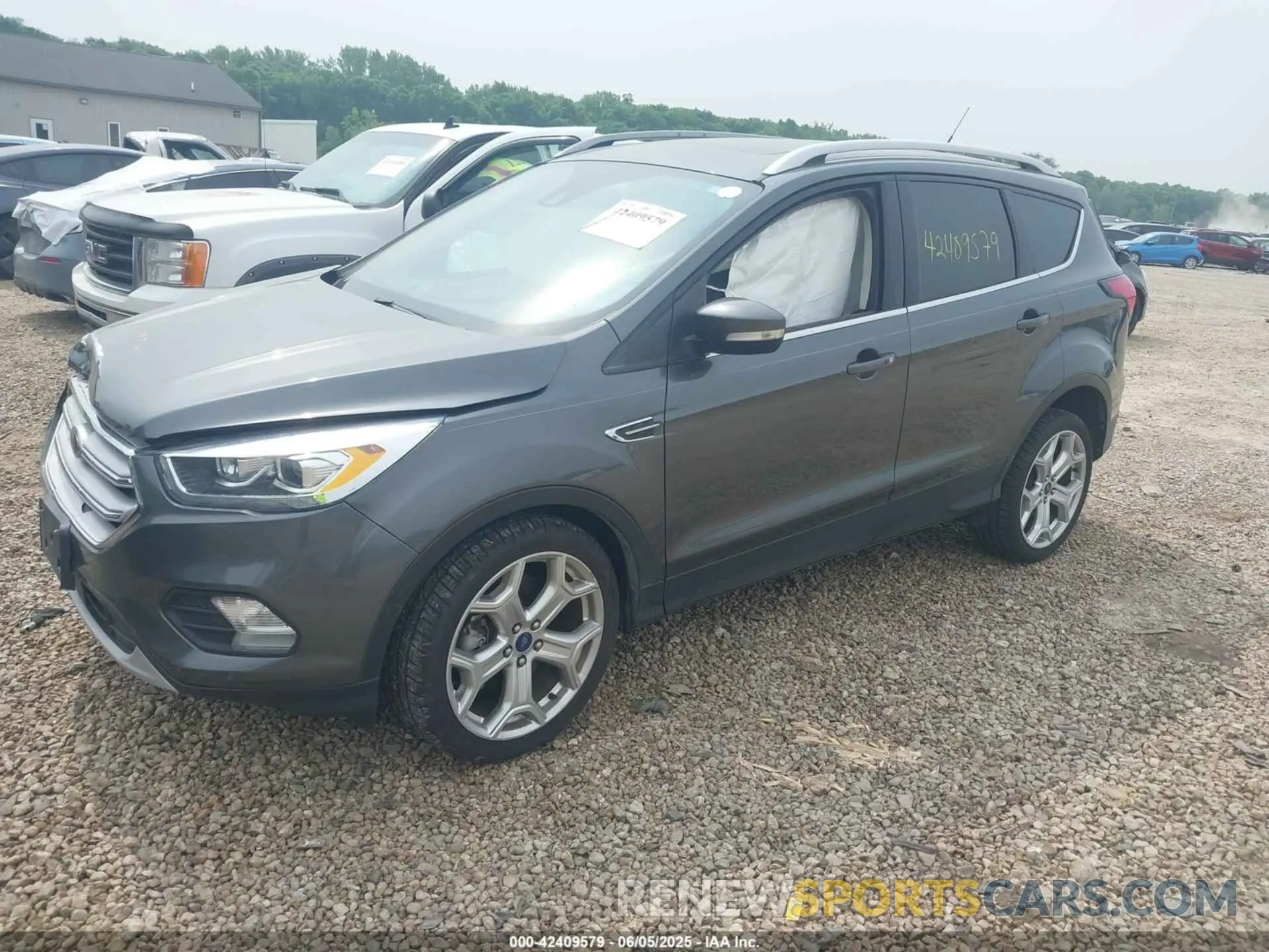 2 Photograph of a damaged car 1FMCU0J97KUA34281 FORD ESCAPE 2019