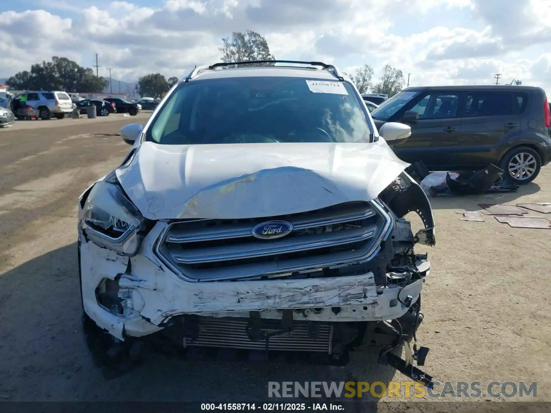 13 Photograph of a damaged car 1FMCU0J98KUA06117 FORD ESCAPE 2019