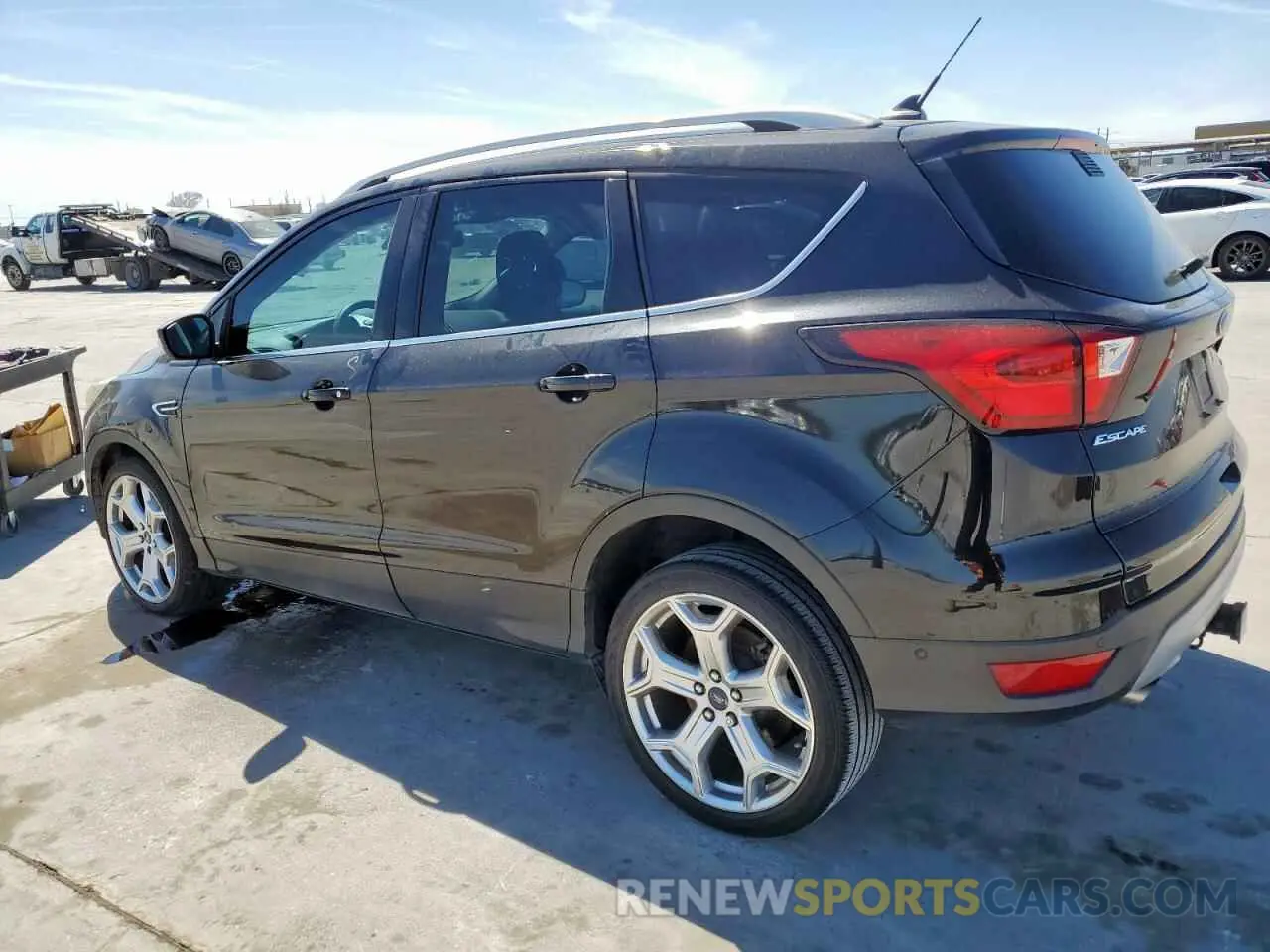2 Photograph of a damaged car 1FMCU0J99KUA41197 FORD ESCAPE 2019
