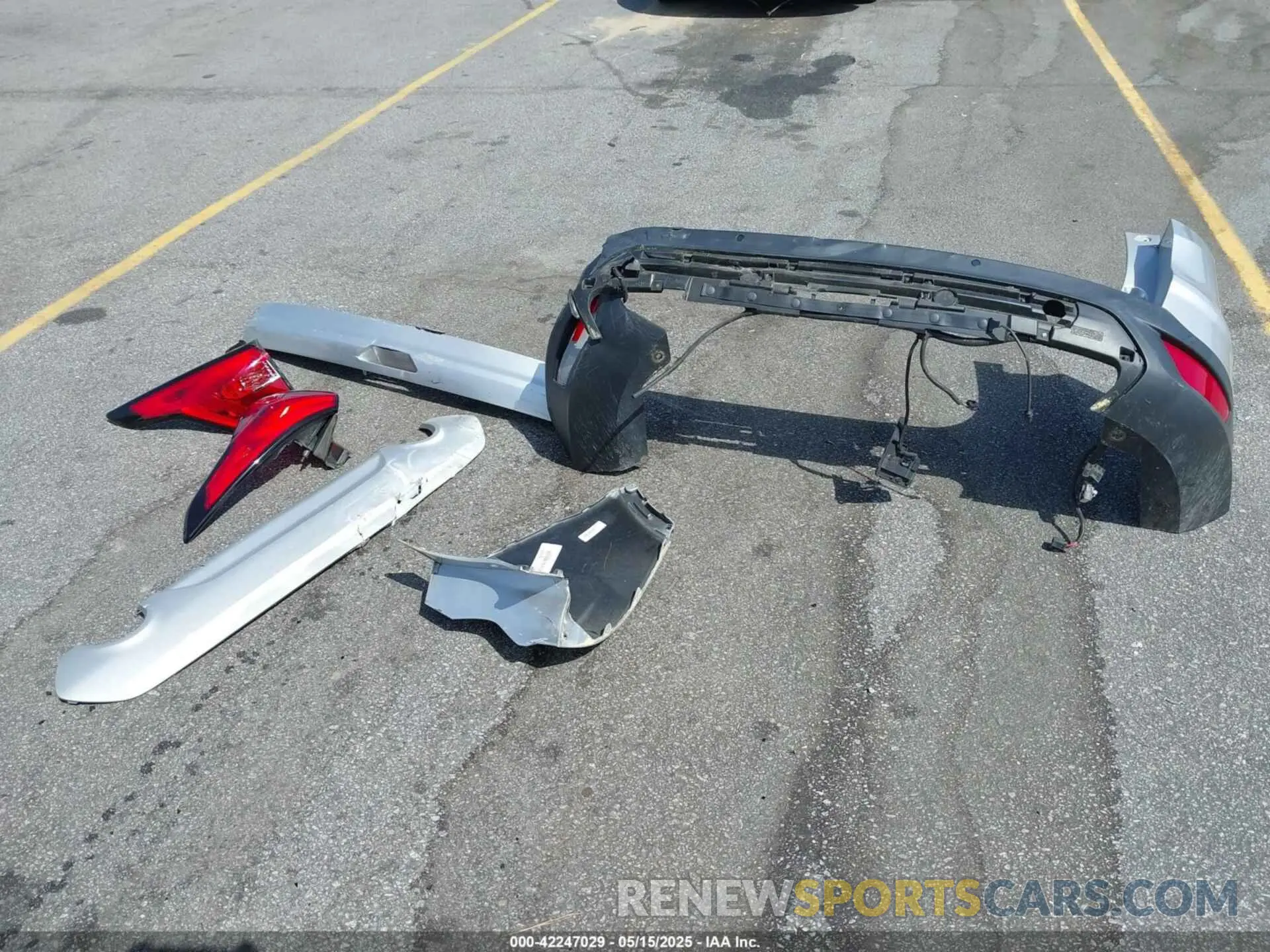 12 Photograph of a damaged car 1FMCU0J99KUA87399 FORD ESCAPE 2019