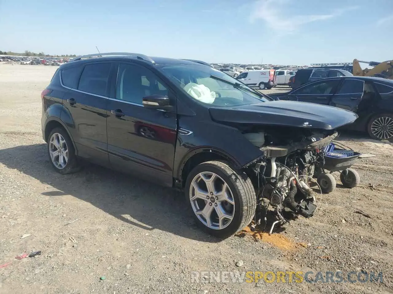 4 Photograph of a damaged car 1FMCU0J99KUB10731 FORD ESCAPE 2019