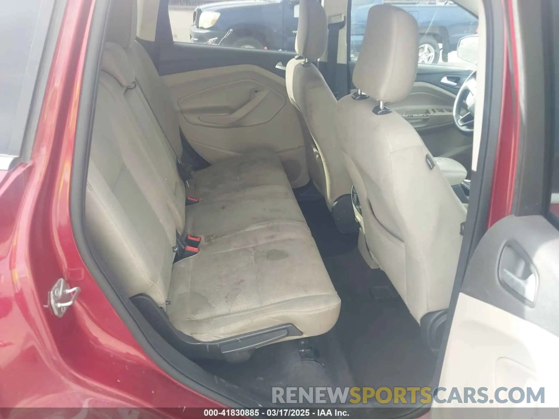 8 Photograph of a damaged car 1FMCU9G96KUB07622 FORD ESCAPE 2019