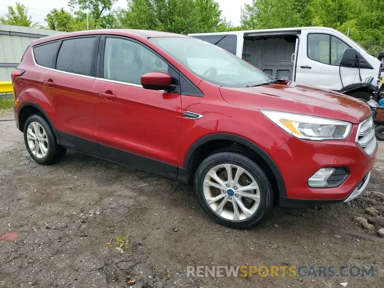 4 Photograph of a damaged car 1FMCU9G98KUB33638 FORD ESCAPE 2019