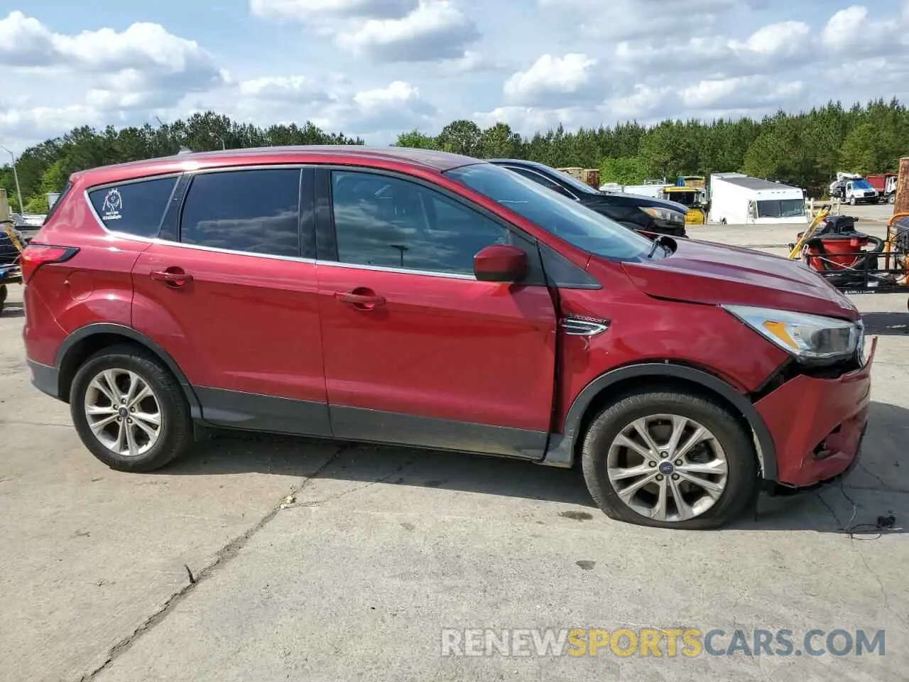4 Photograph of a damaged car 1FMCU9G98KUB66414 FORD ESCAPE 2019