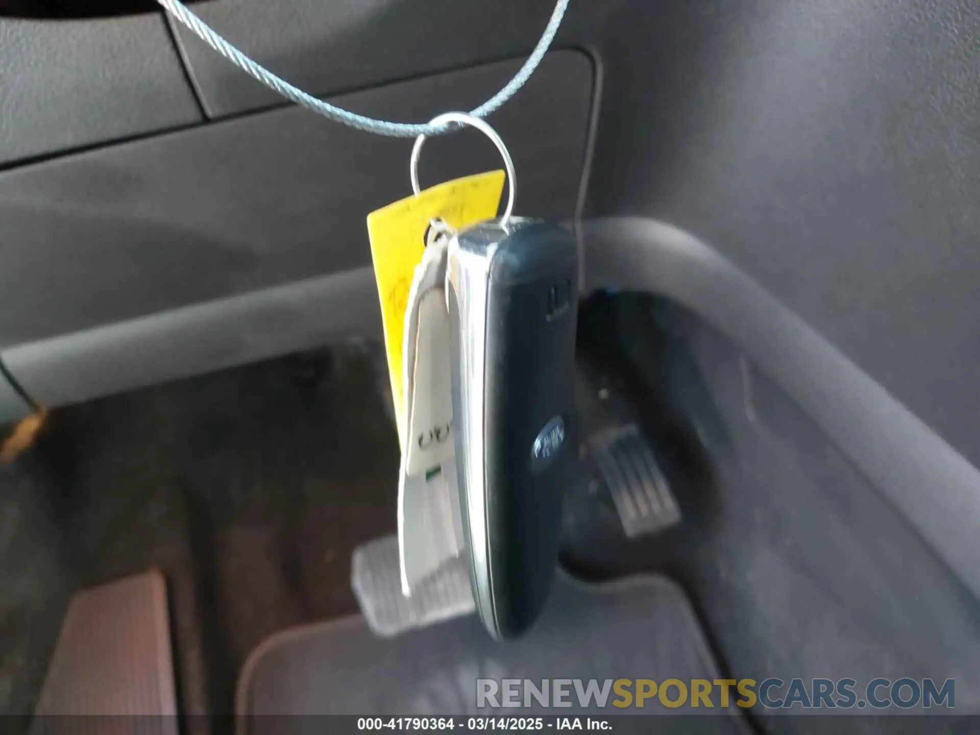 11 Photograph of a damaged car 1FMCU9GD0KUA12963 FORD ESCAPE 2019
