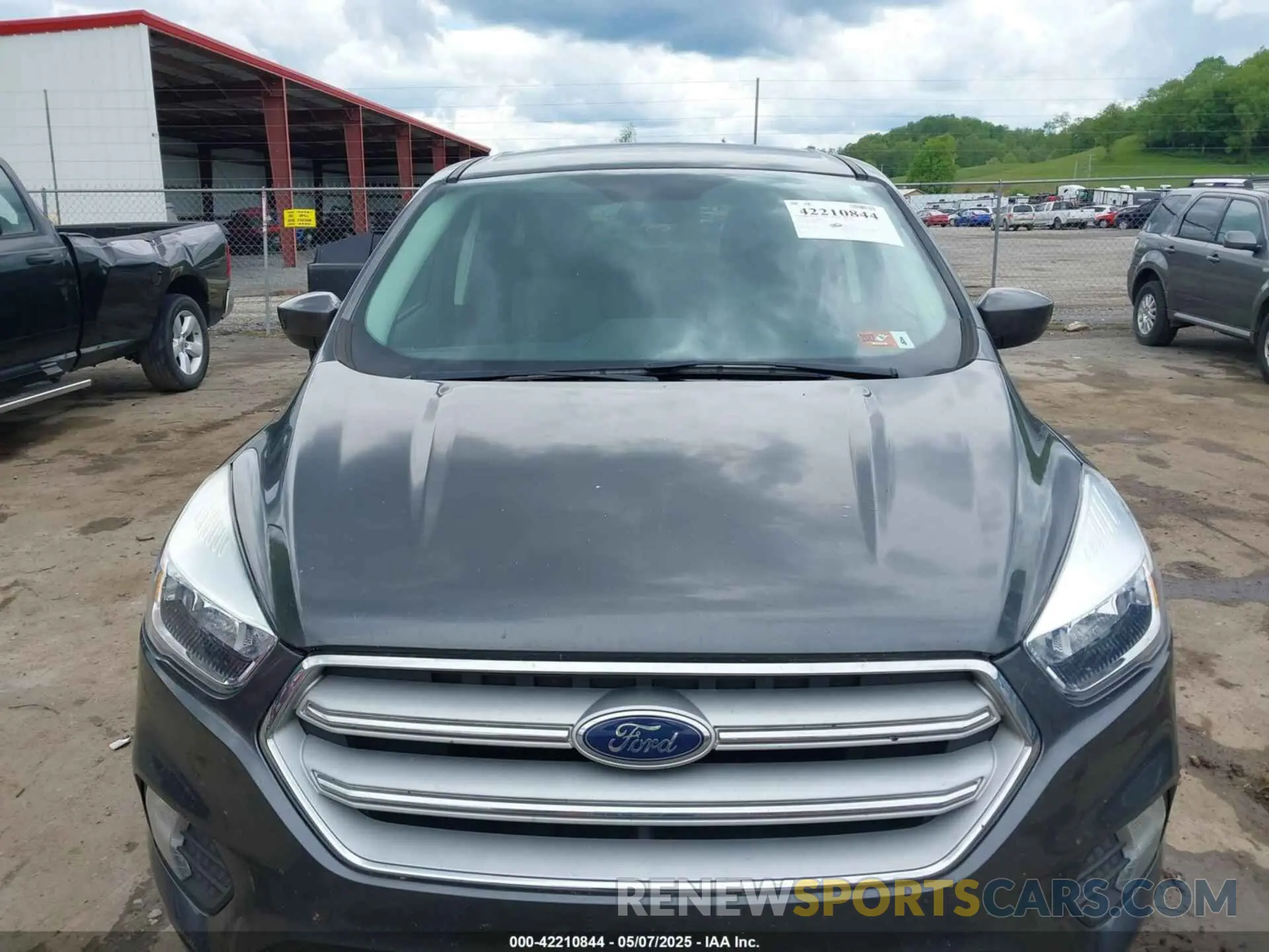 6 Photograph of a damaged car 1FMCU9GD0KUA23901 FORD ESCAPE 2019