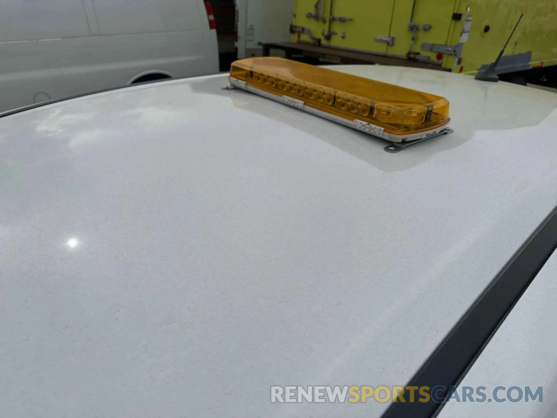 10 Photograph of a damaged car 1FMCU9GD0KUA75707 FORD ESCAPE 2019