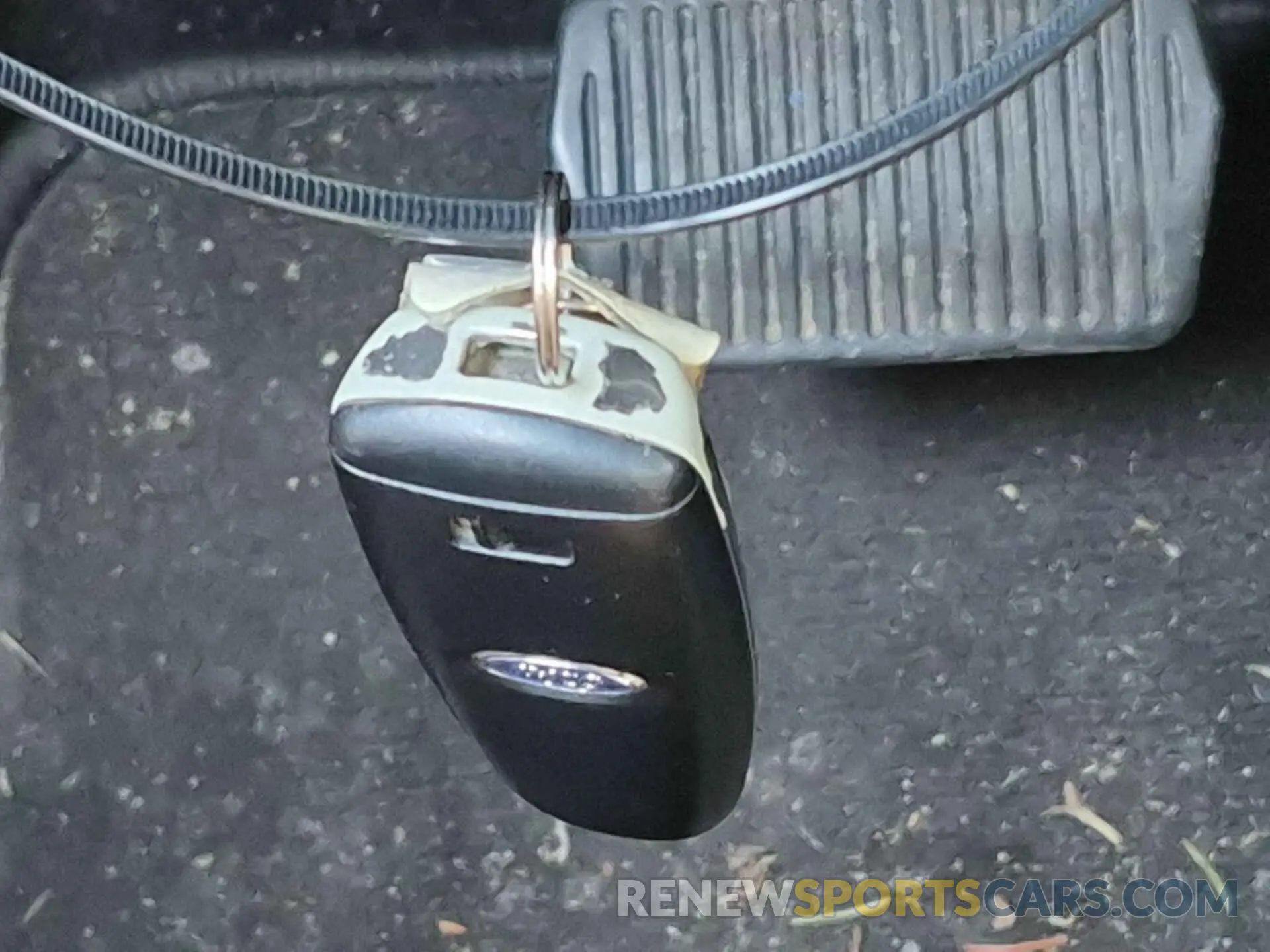 15 Photograph of a damaged car 1FMCU9GD0KUA75707 FORD ESCAPE 2019
