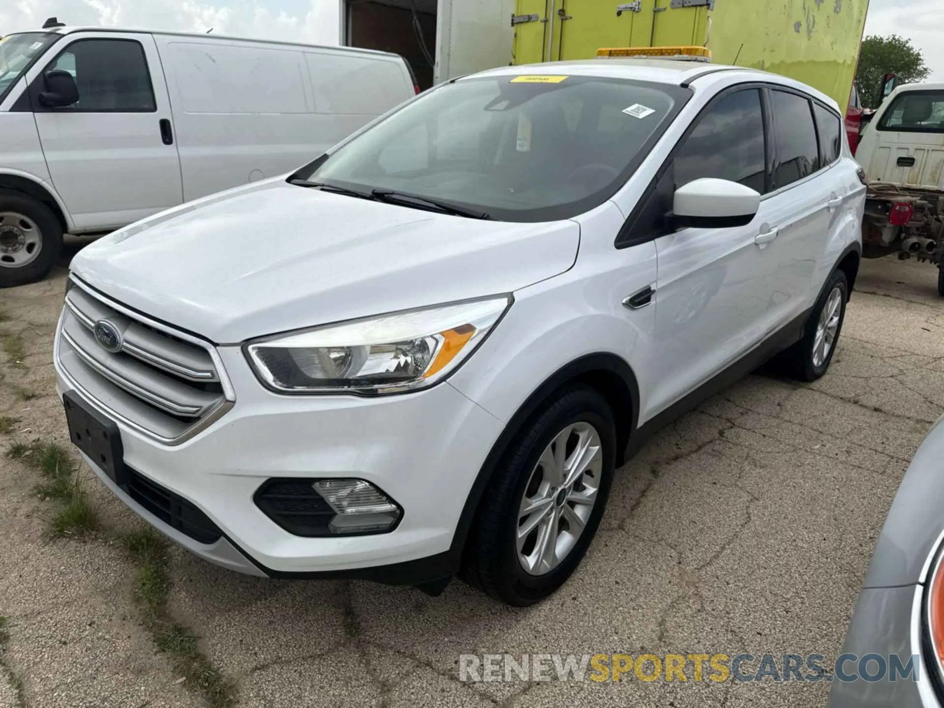 16 Photograph of a damaged car 1FMCU9GD0KUA75707 FORD ESCAPE 2019