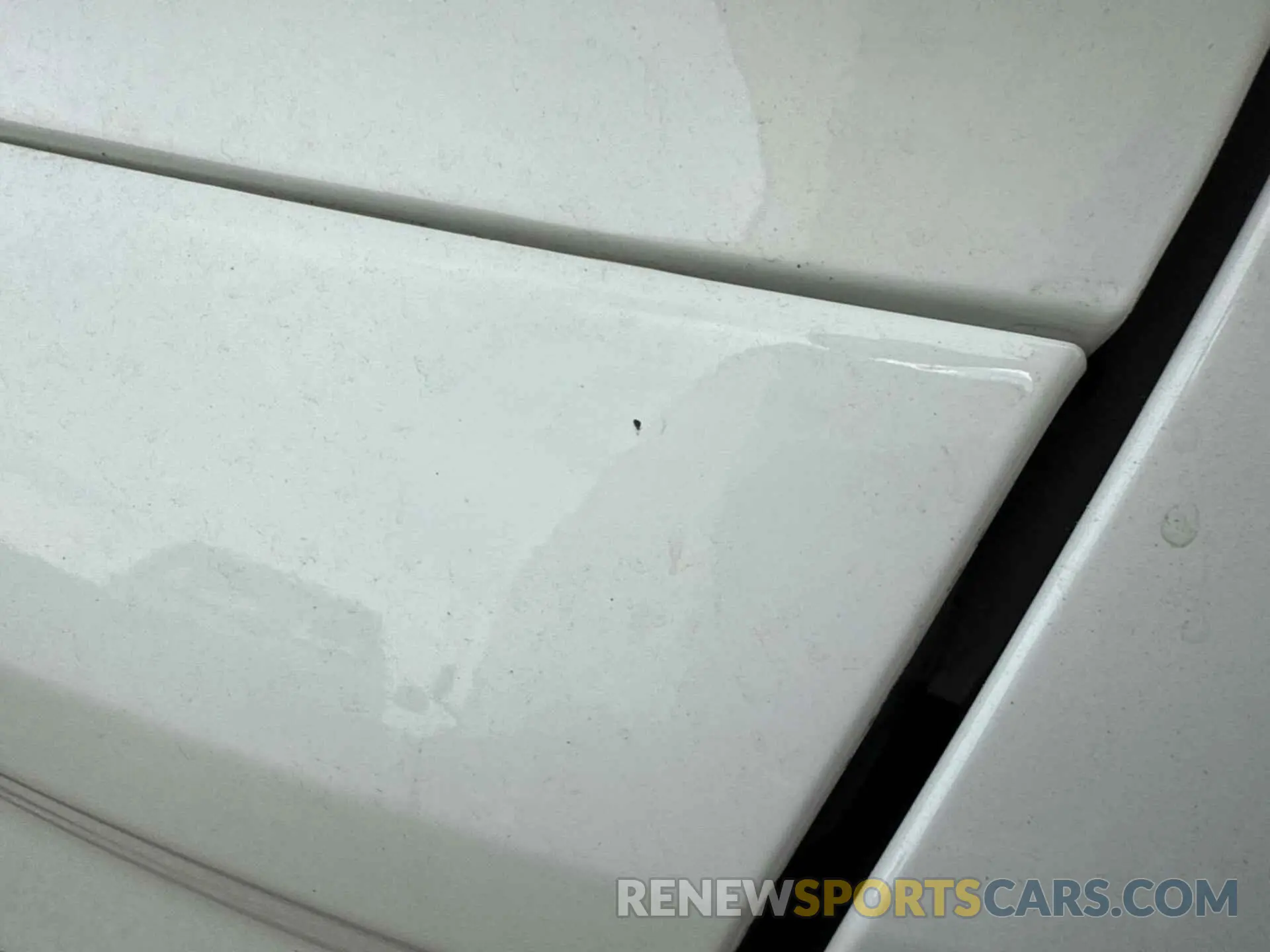 28 Photograph of a damaged car 1FMCU9GD0KUA75707 FORD ESCAPE 2019