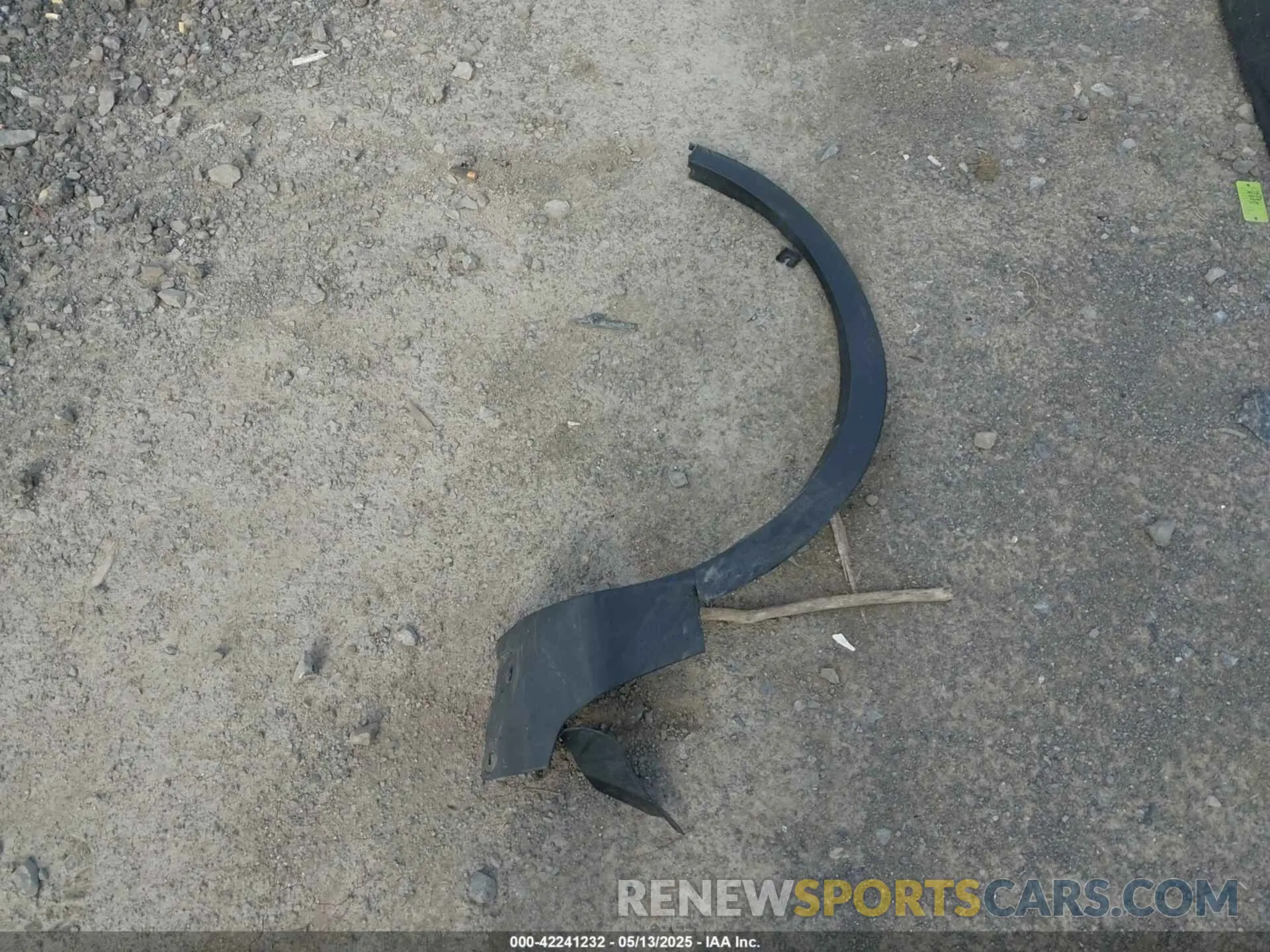 12 Photograph of a damaged car 1FMCU9GD0KUA85184 FORD ESCAPE 2019