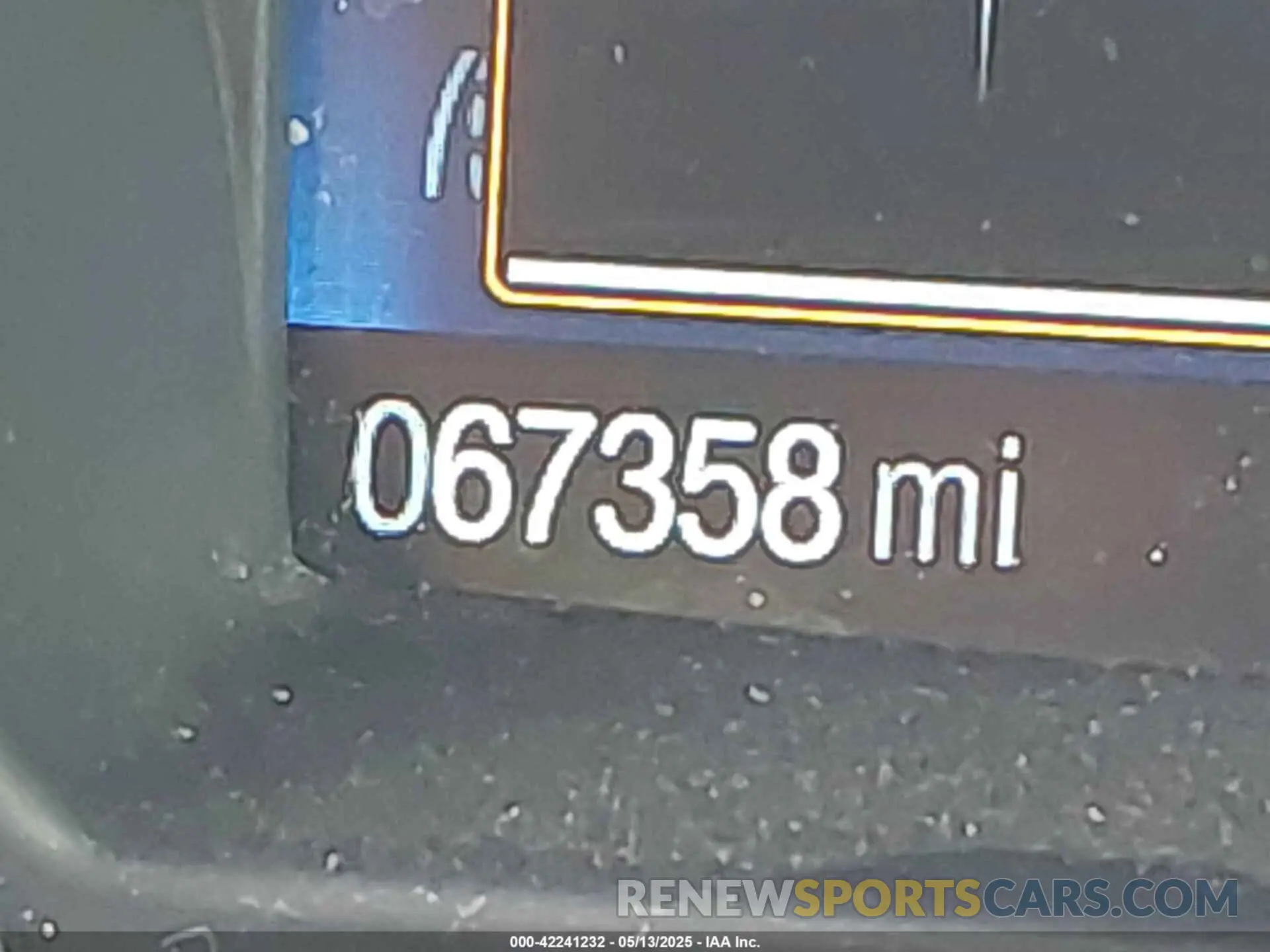16 Photograph of a damaged car 1FMCU9GD0KUA85184 FORD ESCAPE 2019