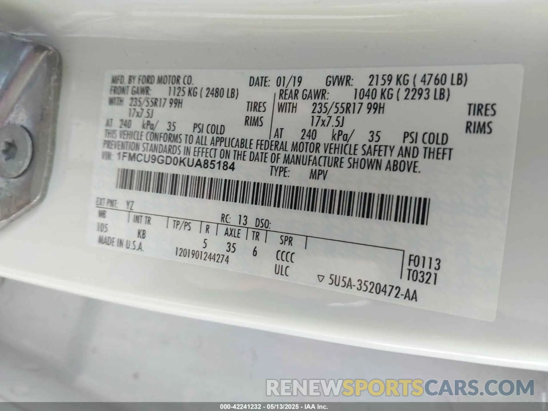 9 Photograph of a damaged car 1FMCU9GD0KUA85184 FORD ESCAPE 2019