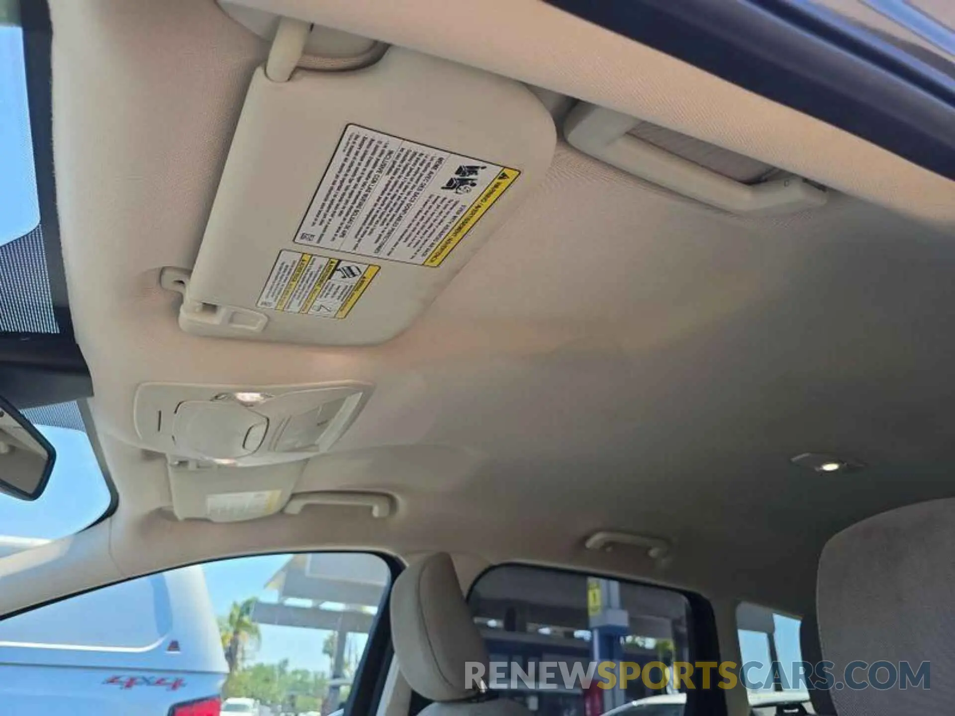 9 Photograph of a damaged car 1FMCU9GD0KUB64984 FORD ESCAPE 2019