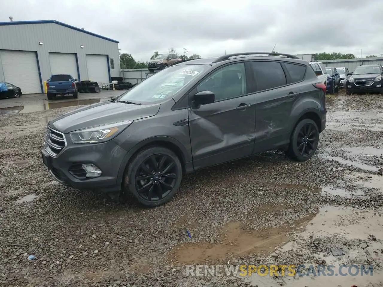 1 Photograph of a damaged car 1FMCU9GD0KUB92431 FORD ESCAPE 2019