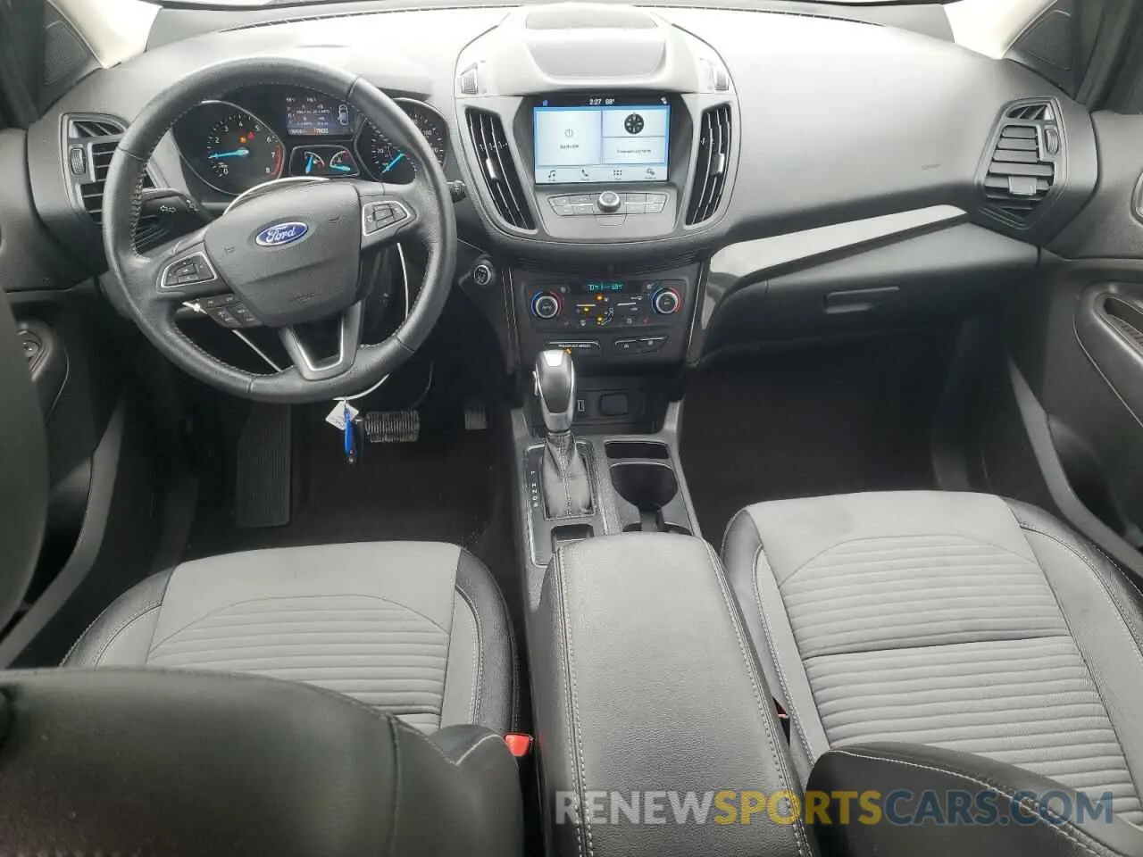 8 Photograph of a damaged car 1FMCU9GD0KUB92431 FORD ESCAPE 2019