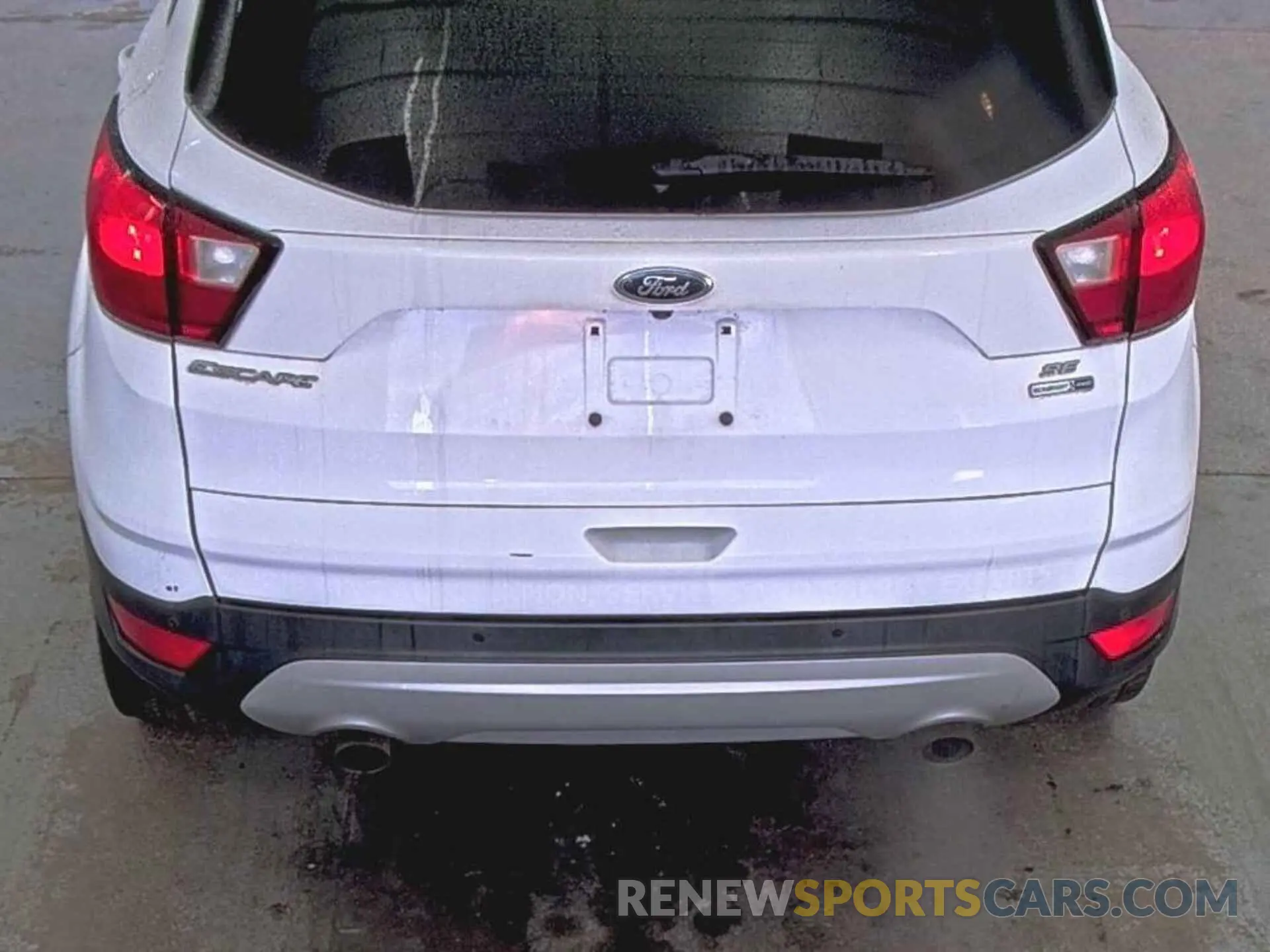 20 Photograph of a damaged car 1FMCU9GD0KUC07719 FORD ESCAPE 2019