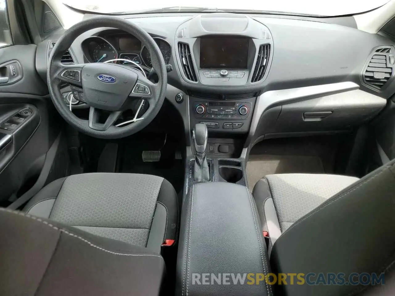 8 Photograph of a damaged car 1FMCU9GD0KUC17800 FORD ESCAPE 2019
