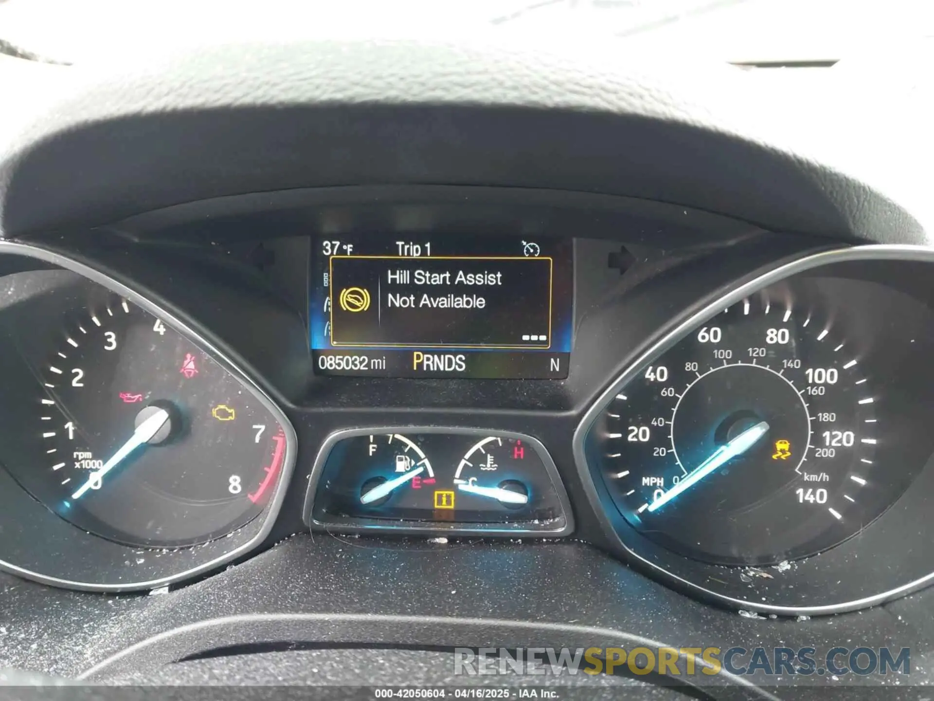 7 Photograph of a damaged car 1FMCU9GD0KUC43071 FORD ESCAPE 2019