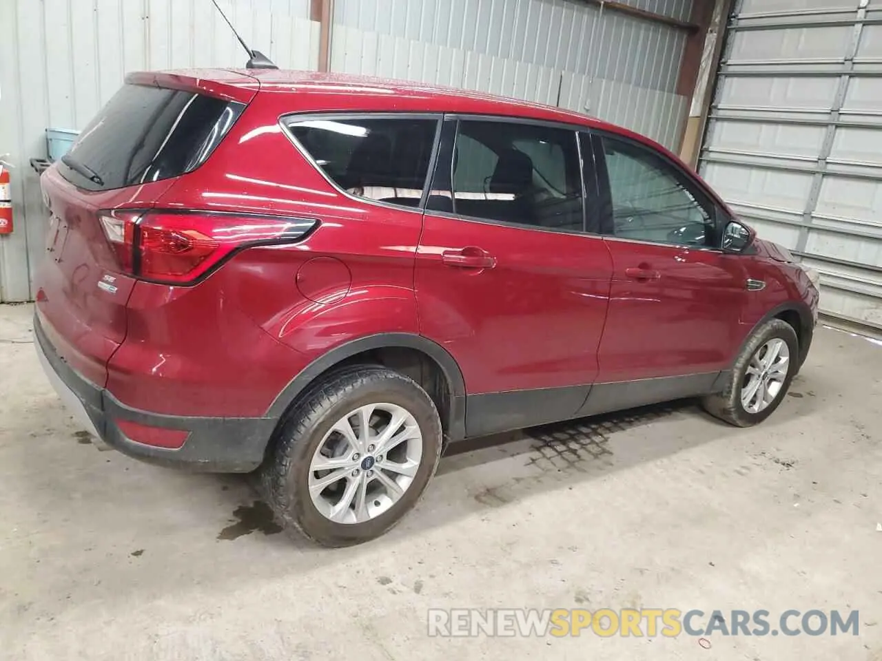 3 Photograph of a damaged car 1FMCU9GD1KUA14804 FORD ESCAPE 2019