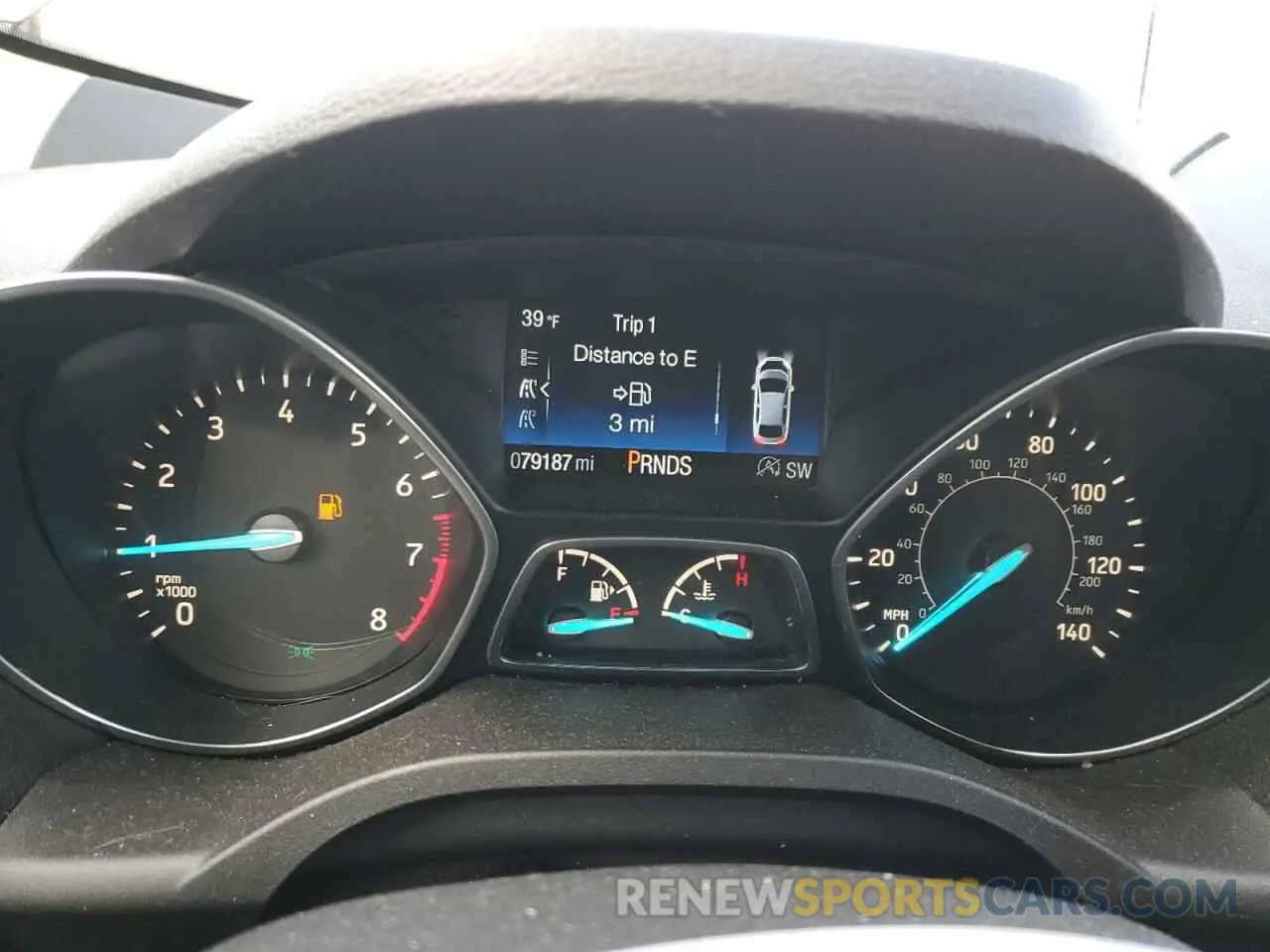 9 Photograph of a damaged car 1FMCU9GD1KUA47219 FORD ESCAPE 2019