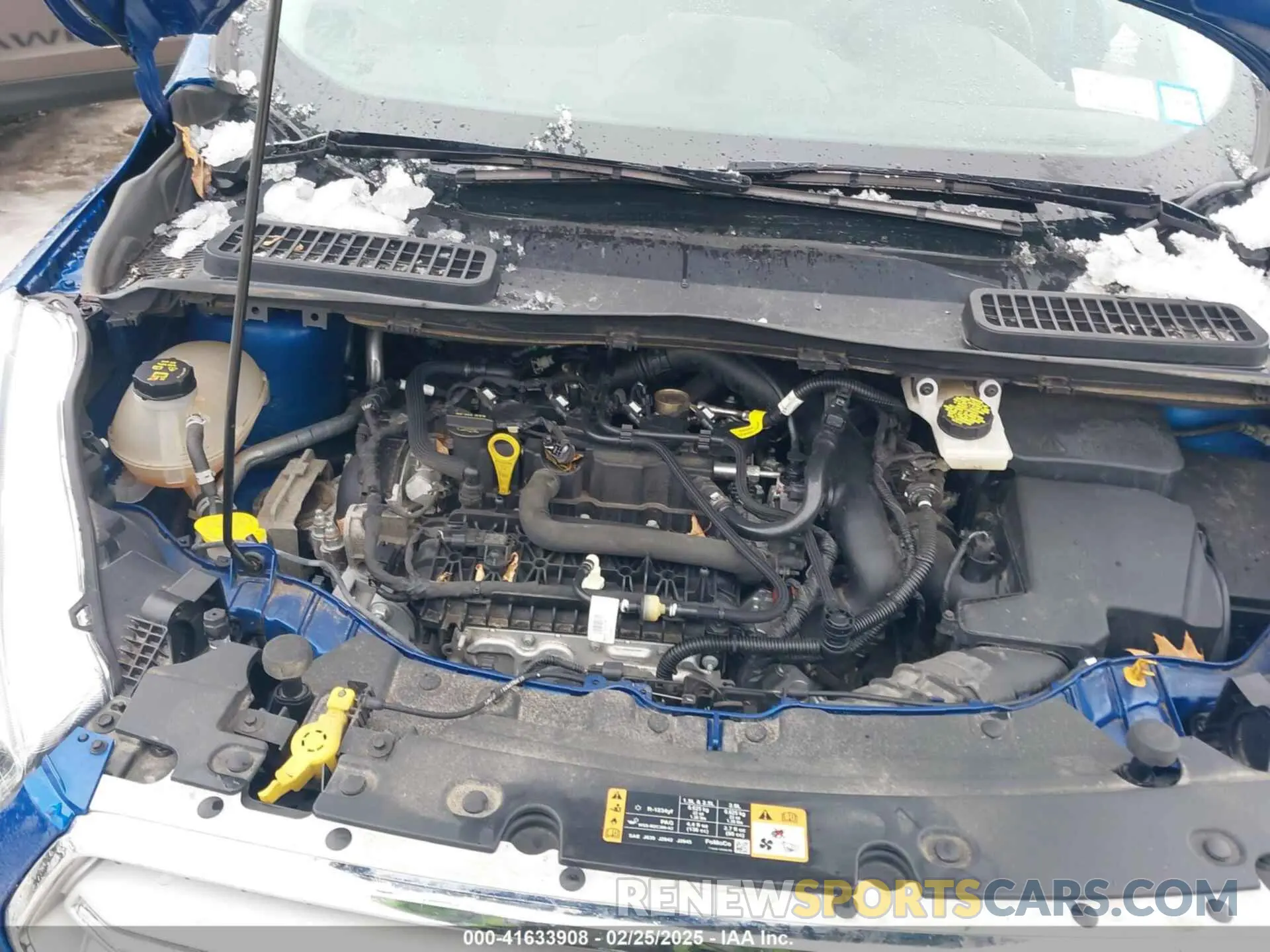 10 Photograph of a damaged car 1FMCU9GD1KUA57846 FORD ESCAPE 2019