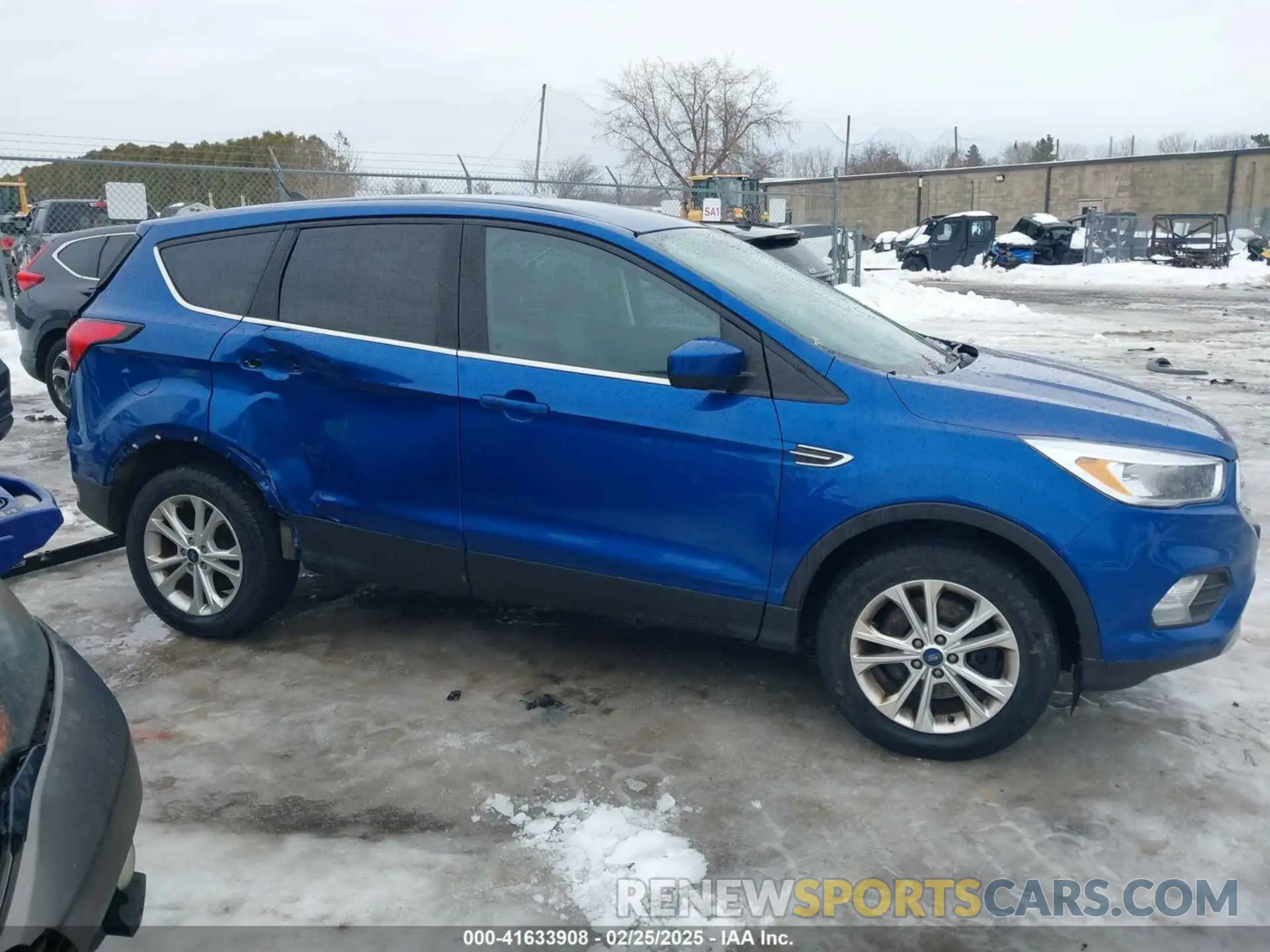 14 Photograph of a damaged car 1FMCU9GD1KUA57846 FORD ESCAPE 2019
