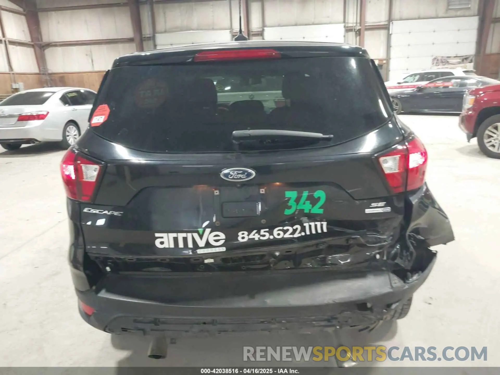17 Photograph of a damaged car 1FMCU9GD1KUA85680 FORD ESCAPE 2019