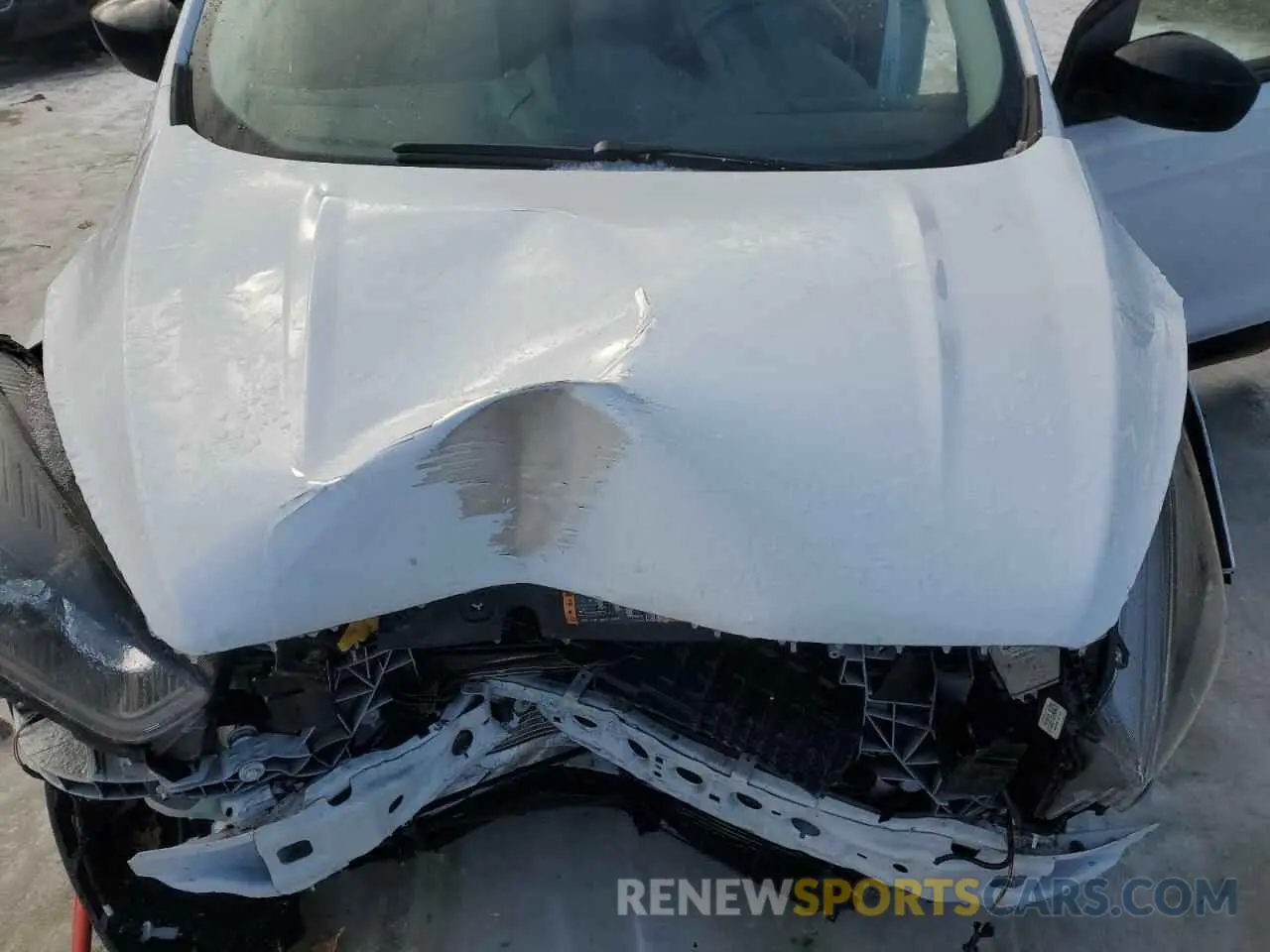 12 Photograph of a damaged car 1FMCU9GD1KUA97876 FORD ESCAPE 2019