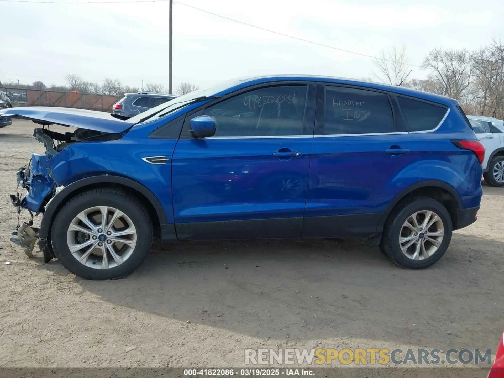 14 Photograph of a damaged car 1FMCU9GD1KUA98591 FORD ESCAPE 2019
