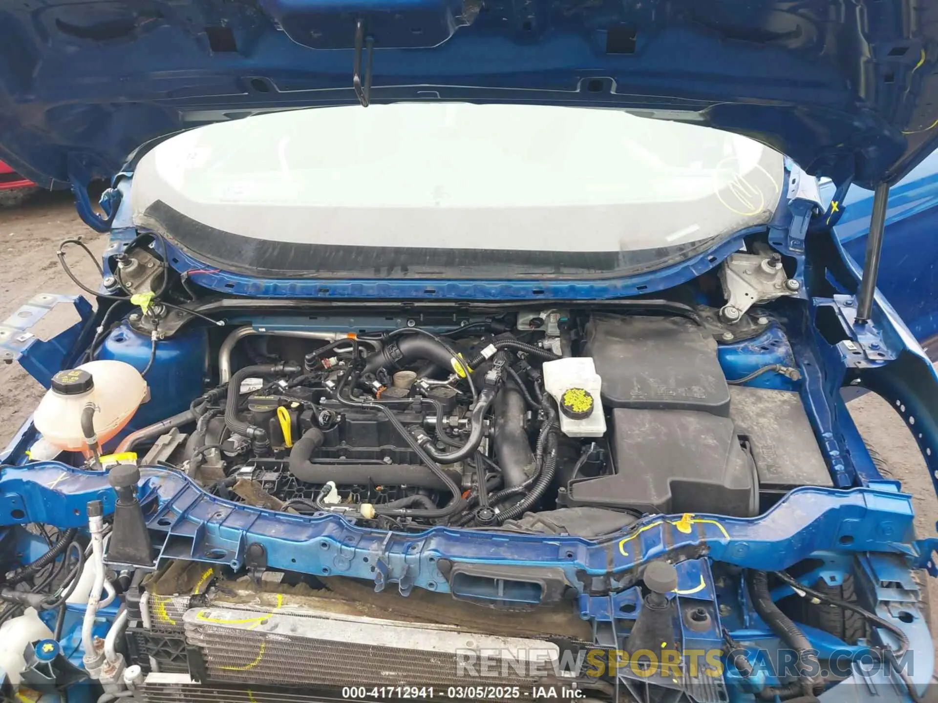 10 Photograph of a damaged car 1FMCU9GD1KUB14255 FORD ESCAPE 2019