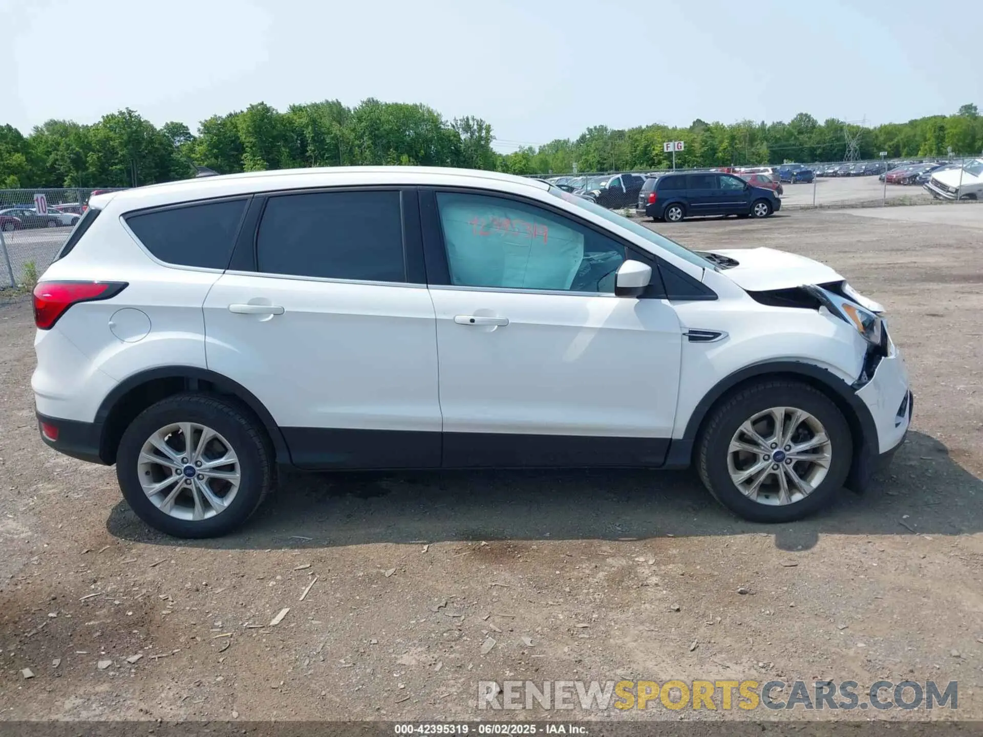 13 Photograph of a damaged car 1FMCU9GD1KUB14966 FORD ESCAPE 2019