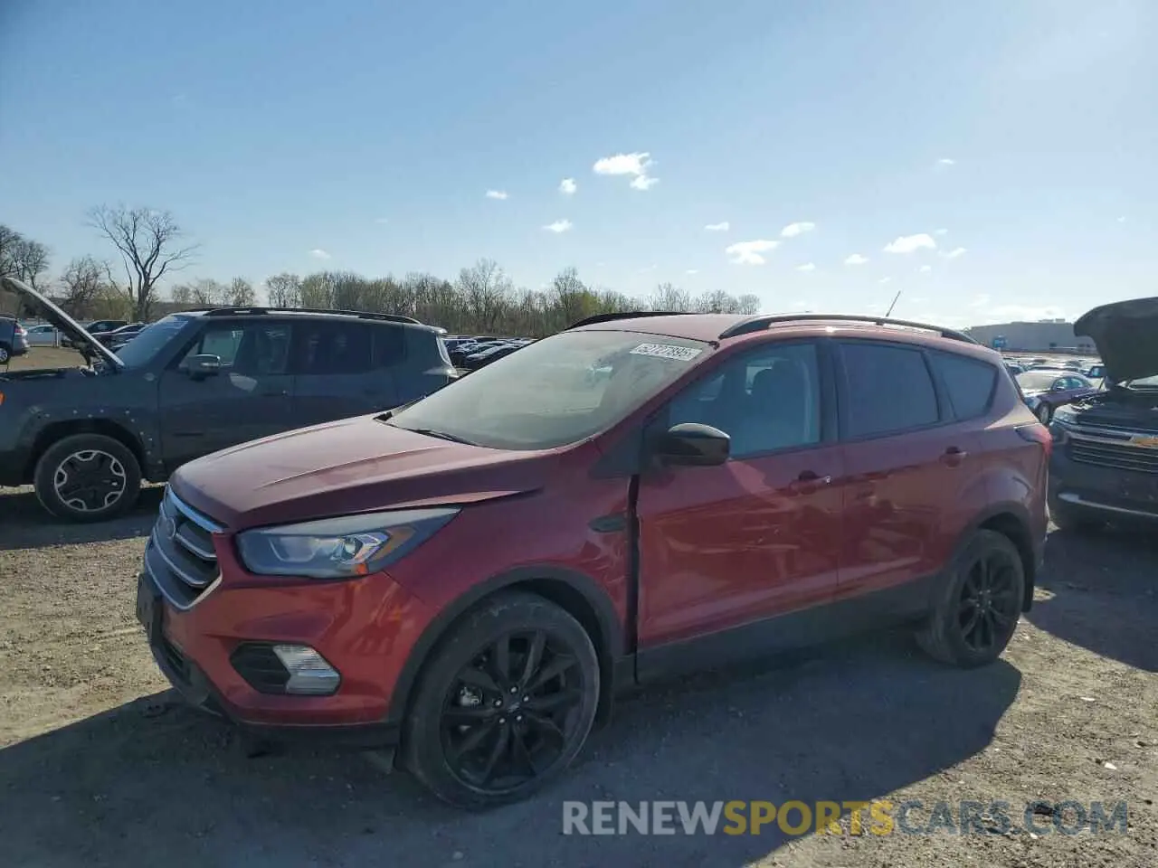 1 Photograph of a damaged car 1FMCU9GD1KUB61611 FORD ESCAPE 2019