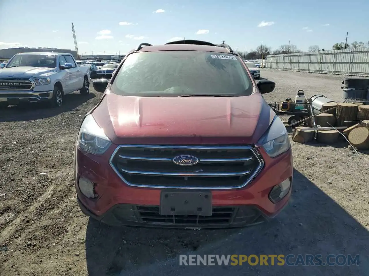 5 Photograph of a damaged car 1FMCU9GD1KUB61611 FORD ESCAPE 2019