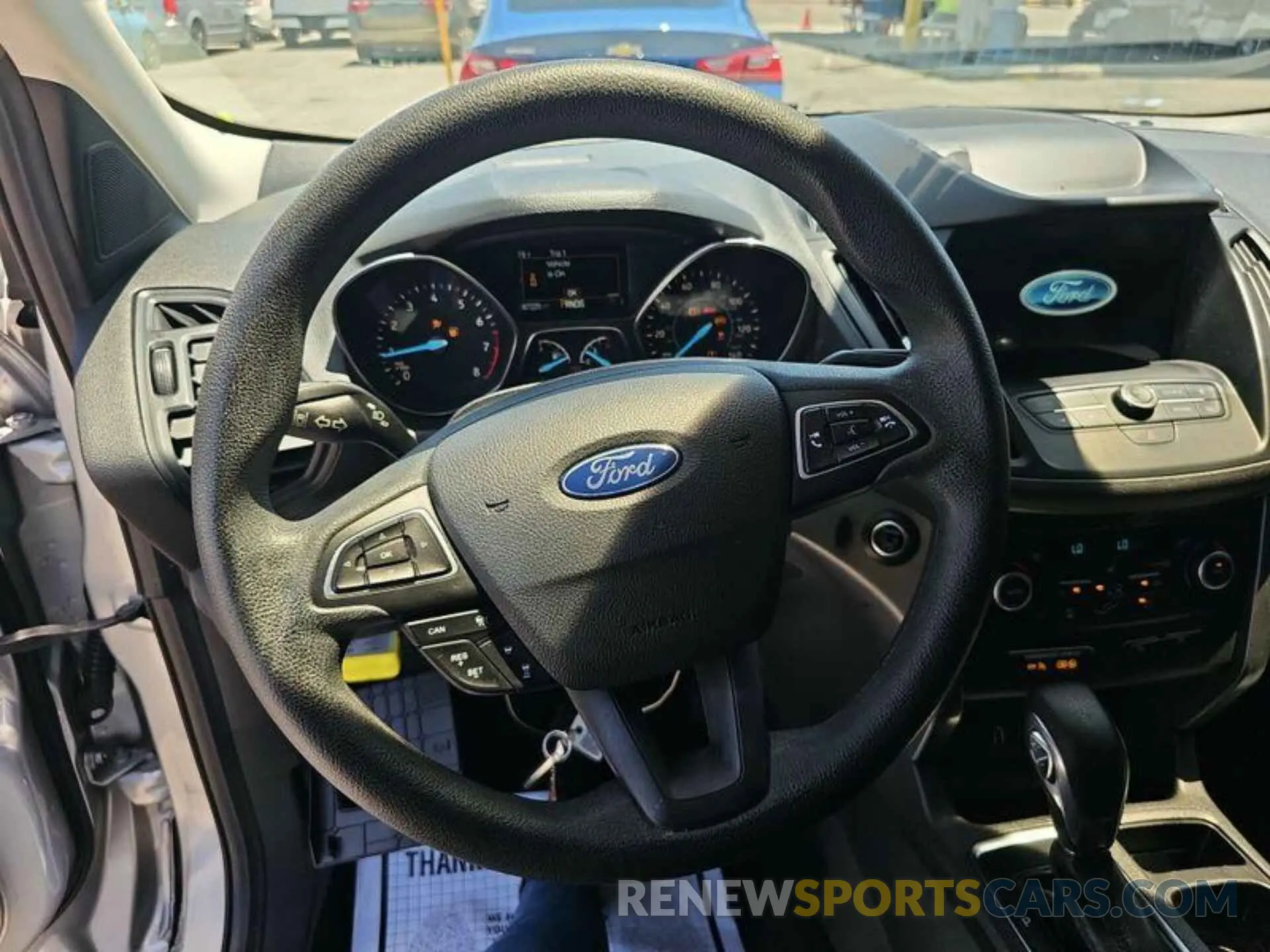 1 Photograph of a damaged car 1FMCU9GD1KUB65013 FORD ESCAPE 2019