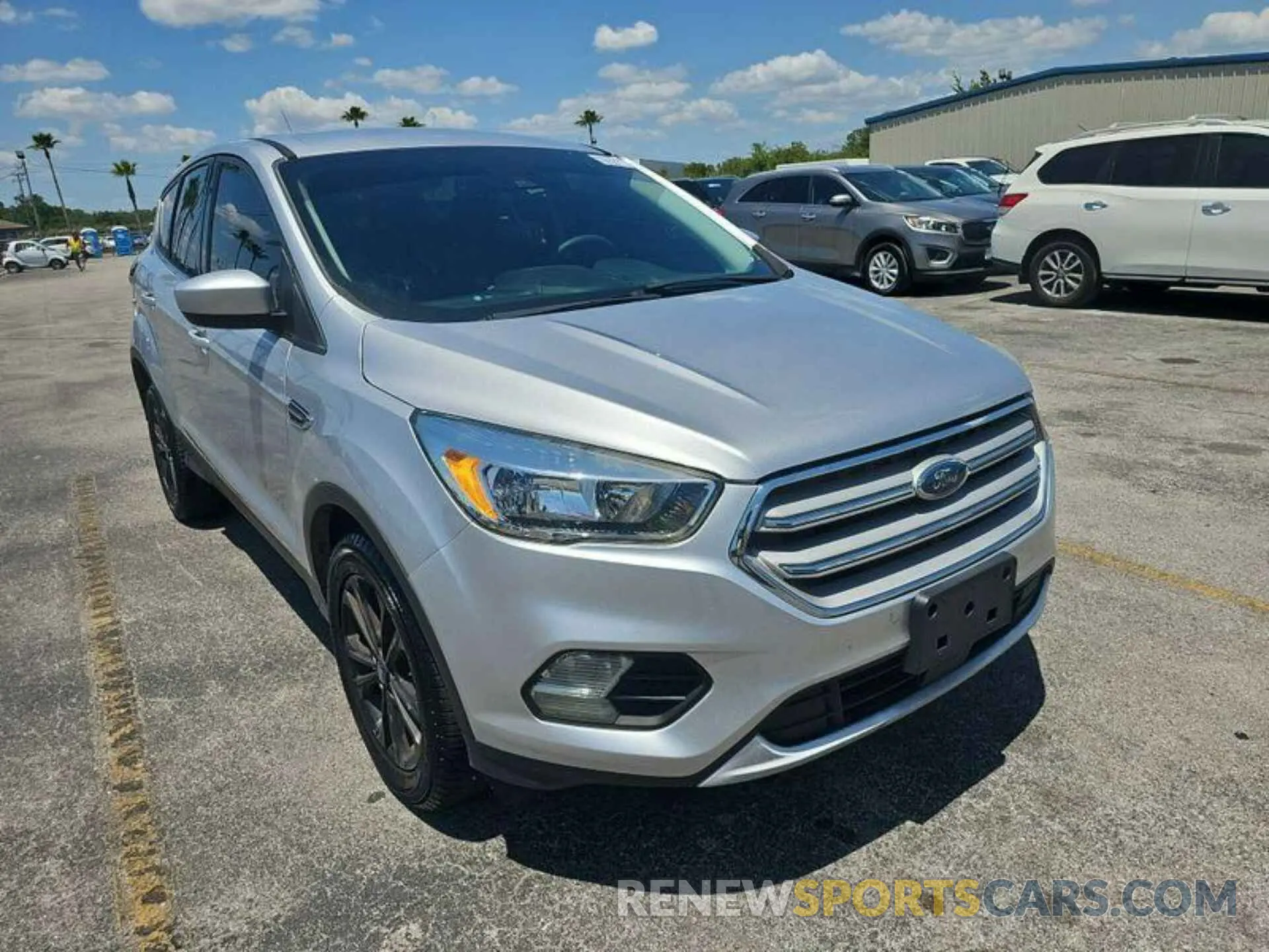 19 Photograph of a damaged car 1FMCU9GD1KUB65013 FORD ESCAPE 2019