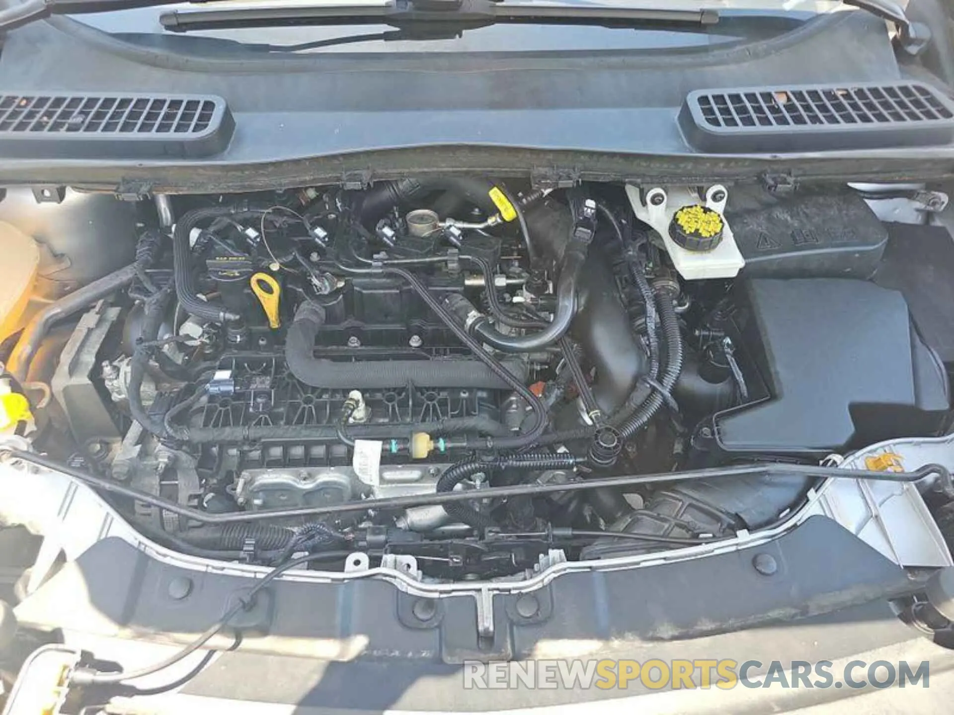 9 Photograph of a damaged car 1FMCU9GD1KUB65013 FORD ESCAPE 2019