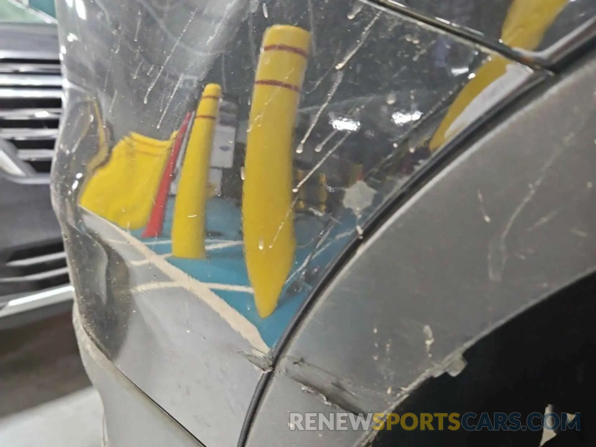 31 Photograph of a damaged car 1FMCU9GD1KUB82300 FORD ESCAPE 2019