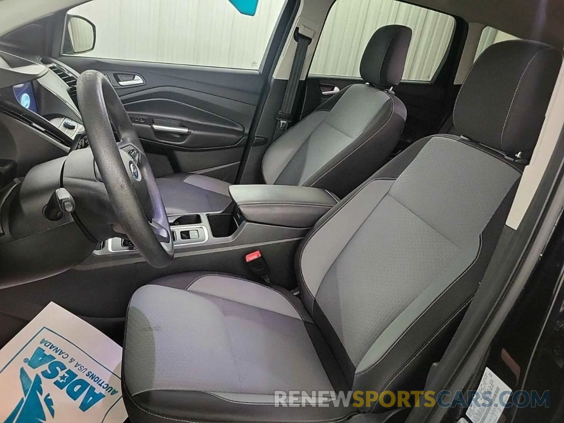 36 Photograph of a damaged car 1FMCU9GD1KUB82300 FORD ESCAPE 2019