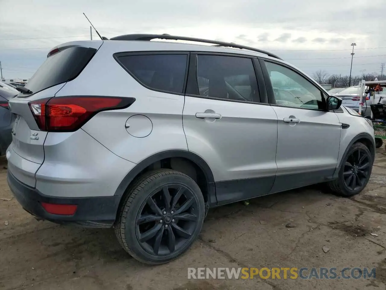 3 Photograph of a damaged car 1FMCU9GD1KUB91949 FORD ESCAPE 2019