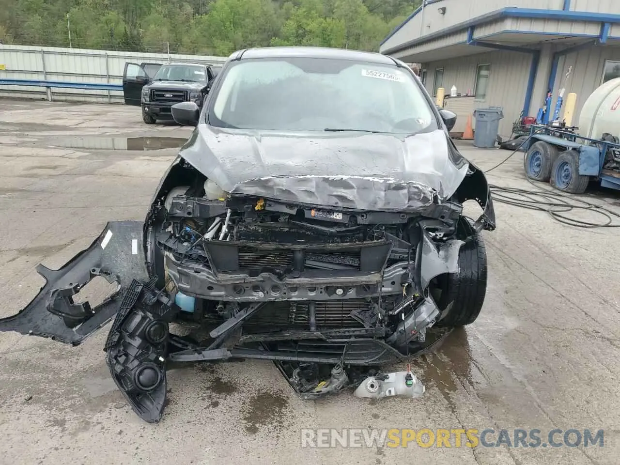 5 Photograph of a damaged car 1FMCU9GD1KUC48876 FORD ESCAPE 2019