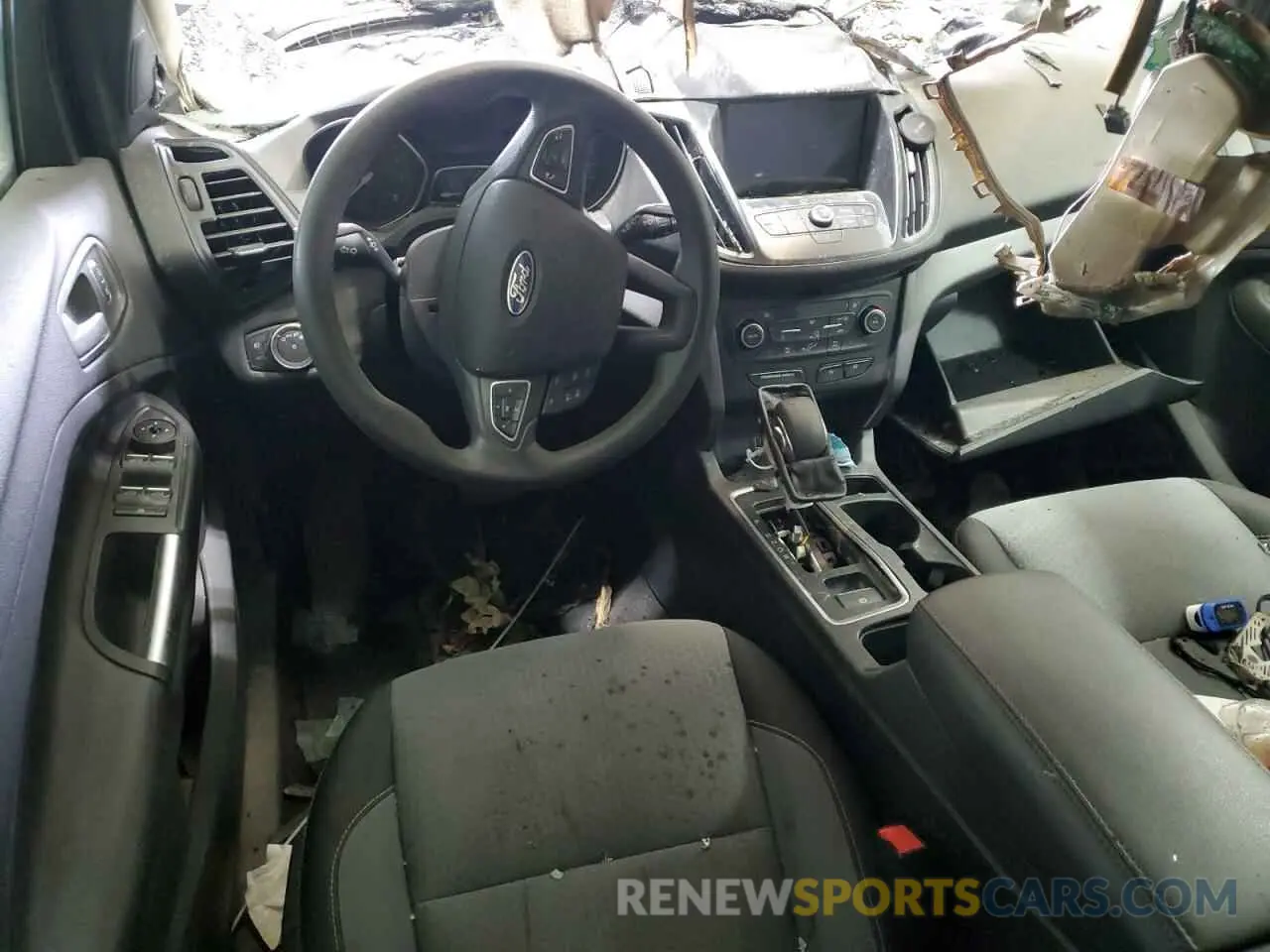 8 Photograph of a damaged car 1FMCU9GD2KUA45169 FORD ESCAPE 2019