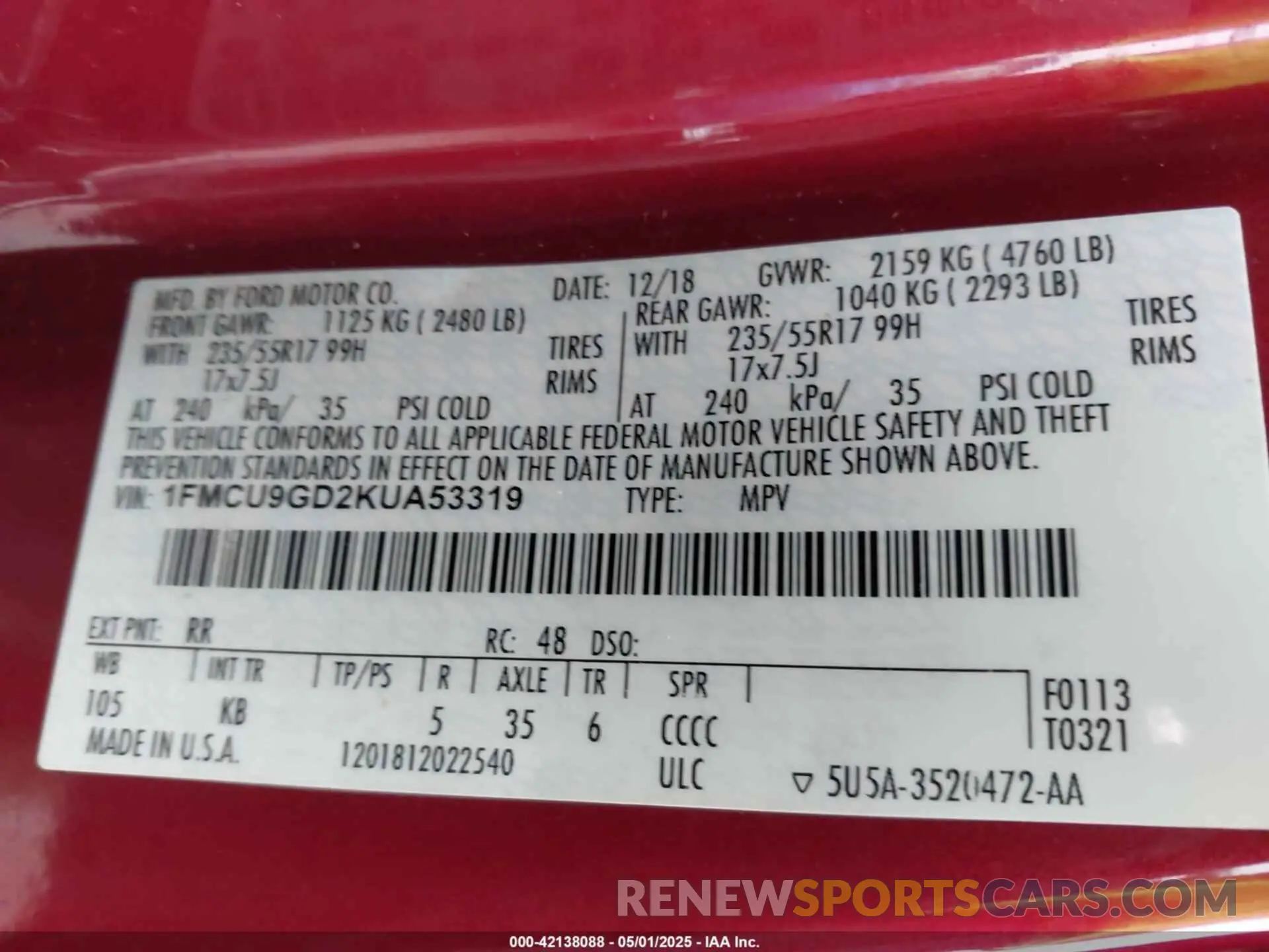 9 Photograph of a damaged car 1FMCU9GD2KUA53319 FORD ESCAPE 2019