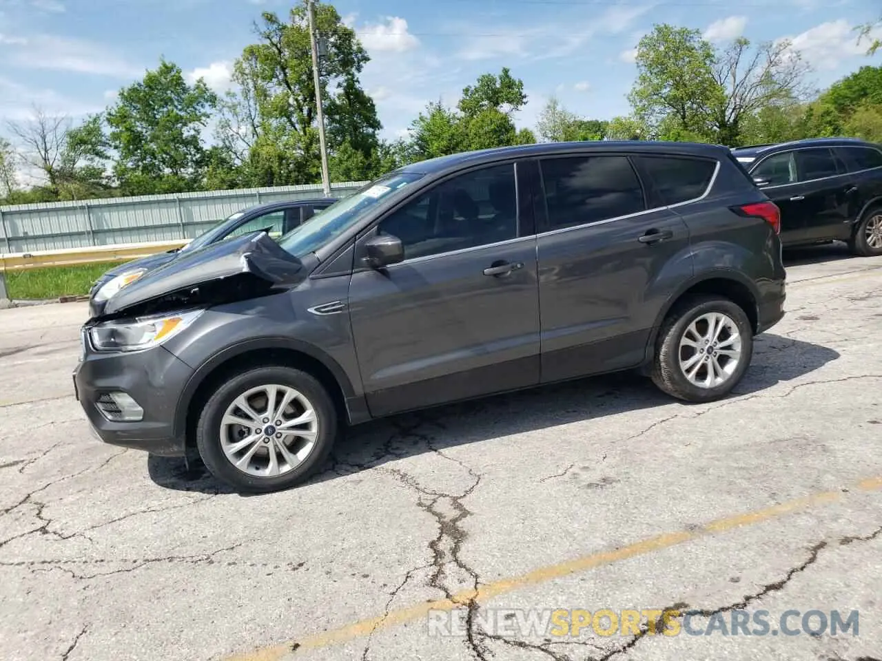 1 Photograph of a damaged car 1FMCU9GD2KUA54065 FORD ESCAPE 2019