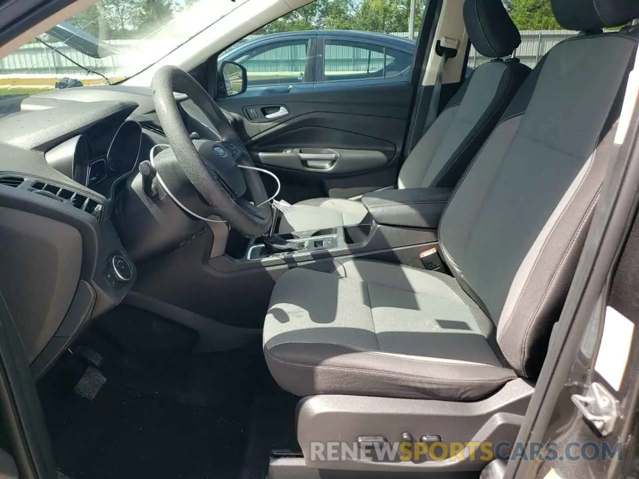 7 Photograph of a damaged car 1FMCU9GD2KUA54065 FORD ESCAPE 2019