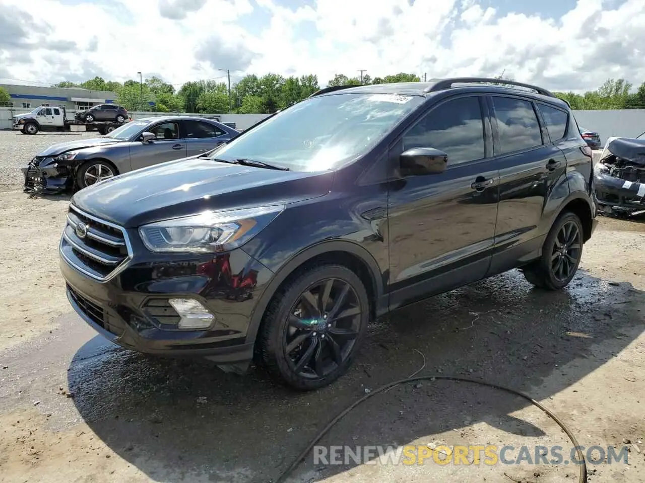 1 Photograph of a damaged car 1FMCU9GD2KUB99302 FORD ESCAPE 2019