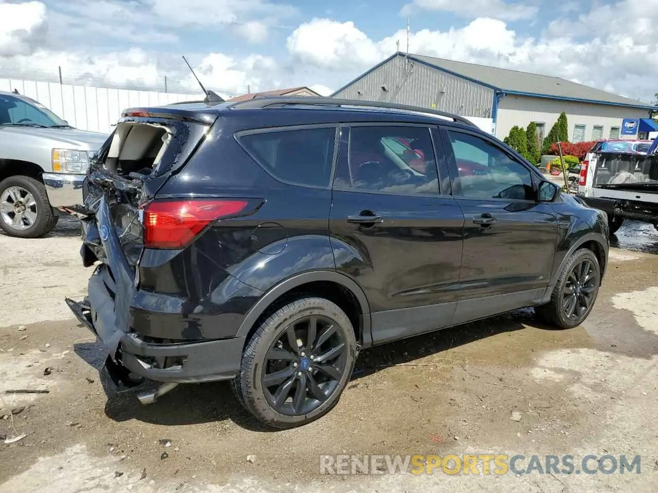 3 Photograph of a damaged car 1FMCU9GD2KUB99302 FORD ESCAPE 2019