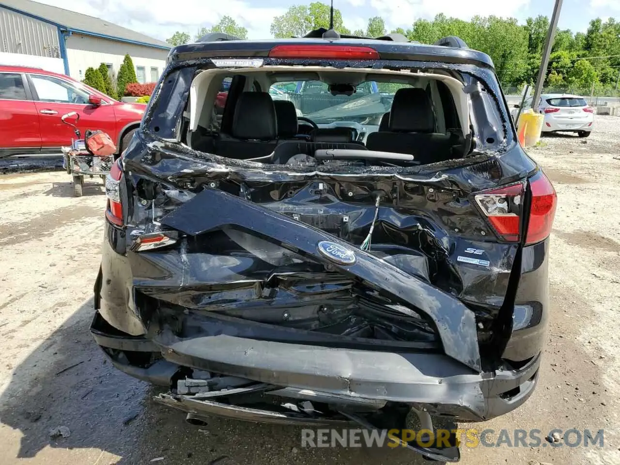 6 Photograph of a damaged car 1FMCU9GD2KUB99302 FORD ESCAPE 2019