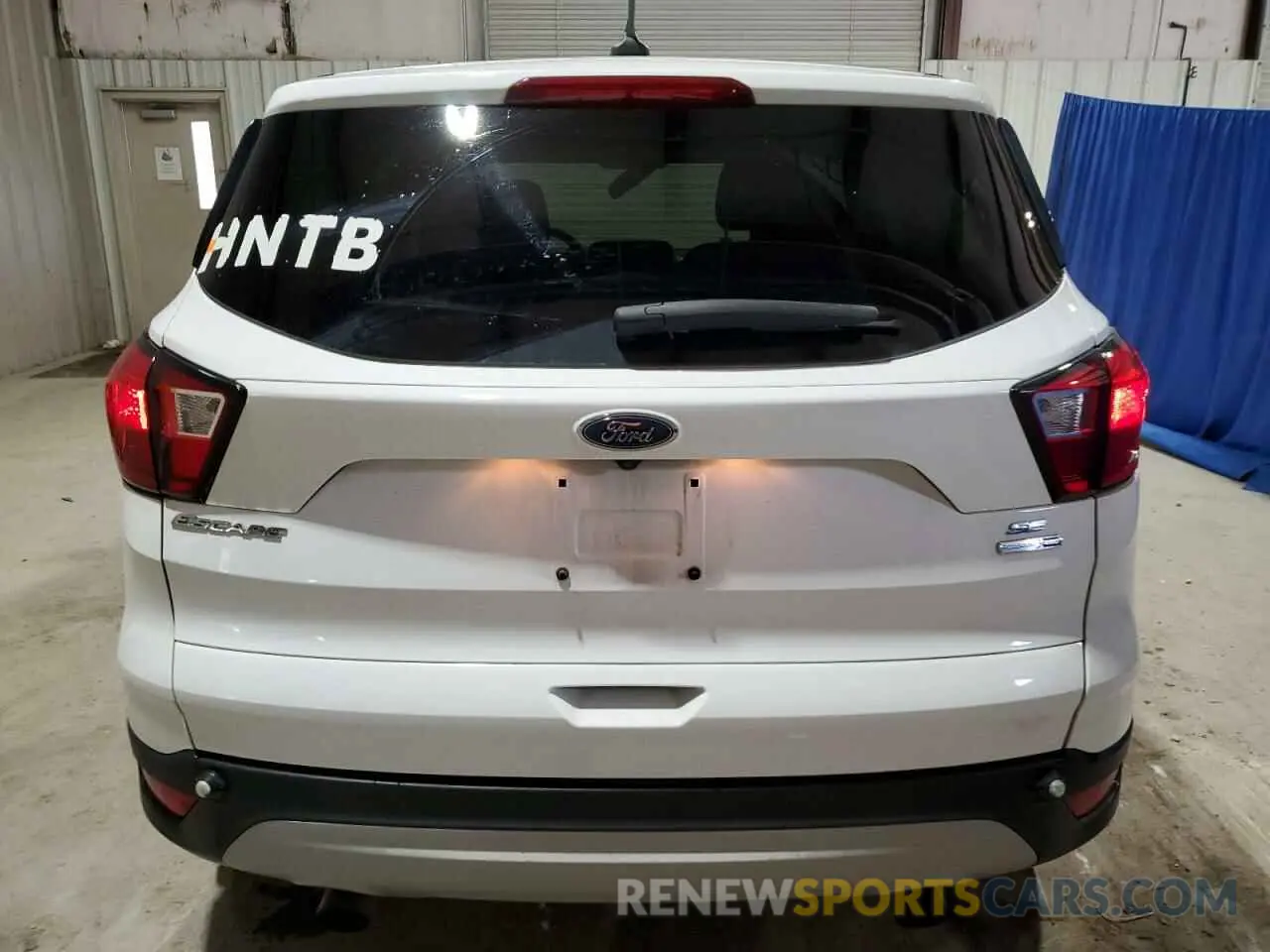 6 Photograph of a damaged car 1FMCU9GD2KUC22853 FORD ESCAPE 2019