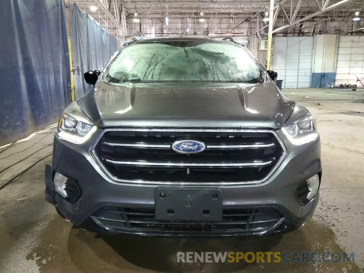 5 Photograph of a damaged car 1FMCU9GD3KUA22337 FORD ESCAPE 2019